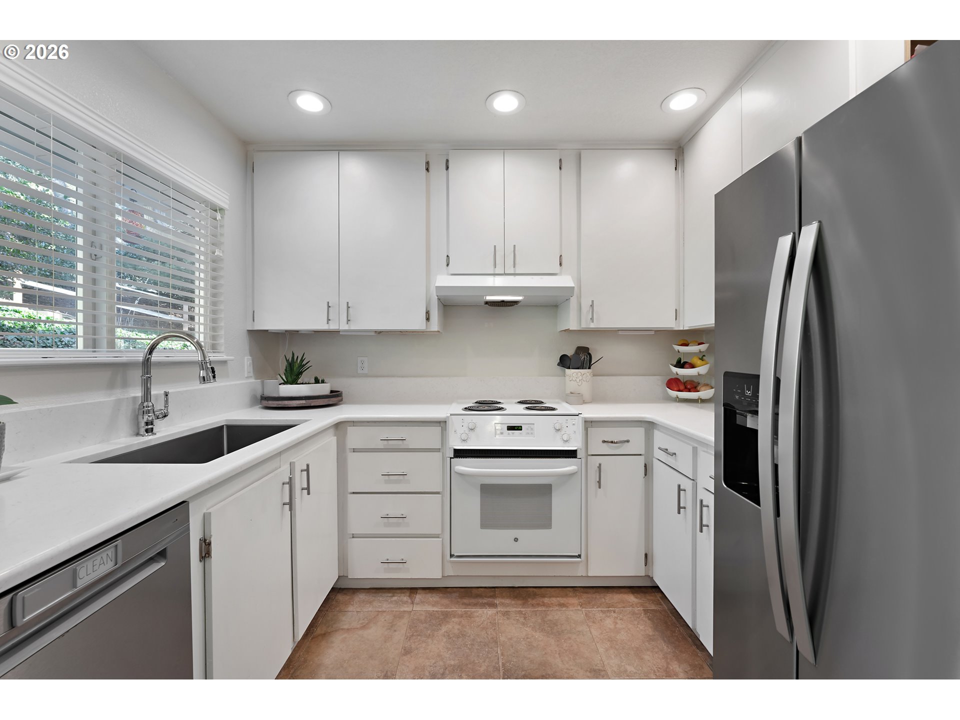 3872 BOTTICELLI ST, Lake Oswego, OR, 97035 3872 BOTTICELLI ST, Lake Oswego, OR, 97035