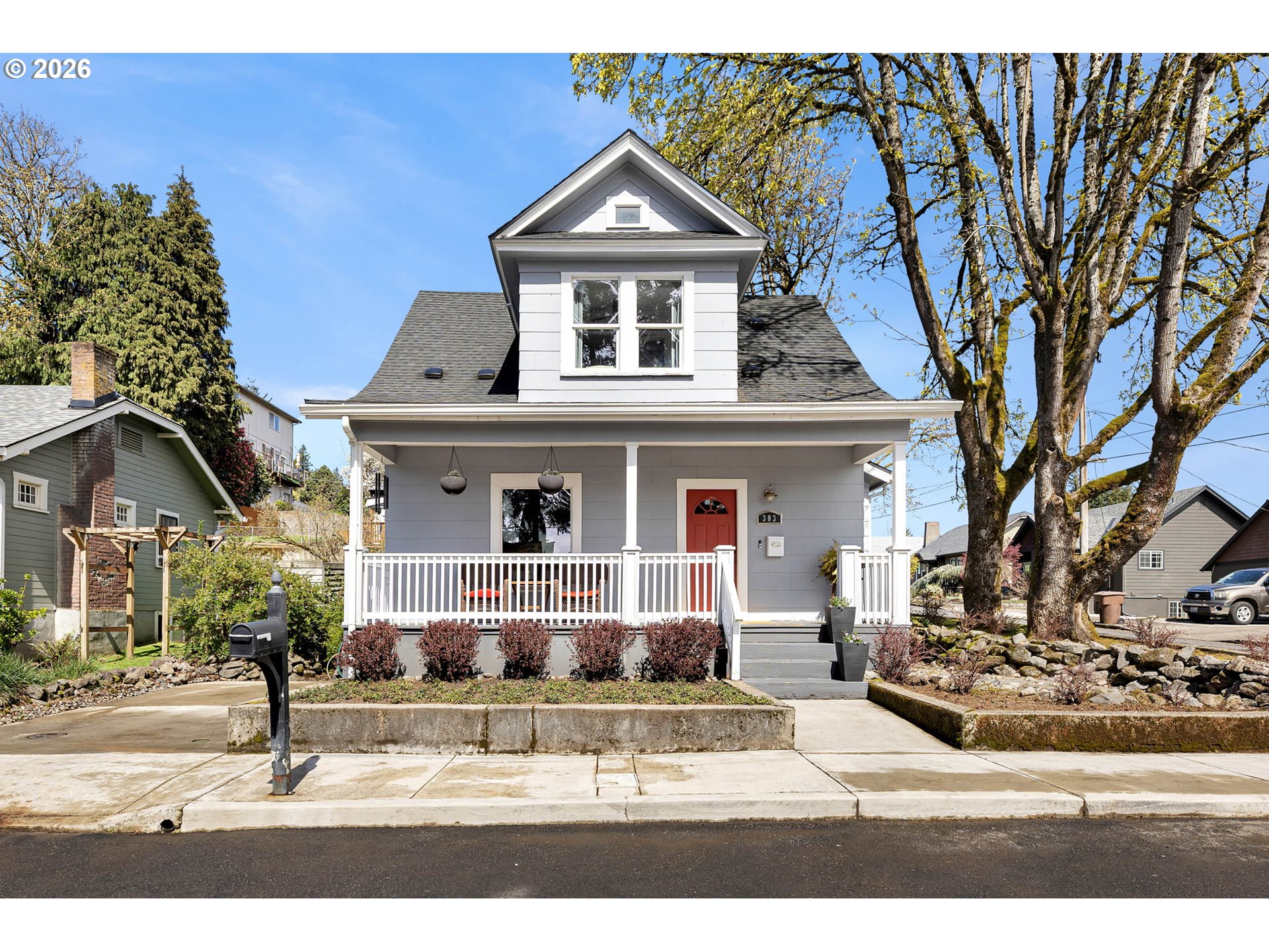 3121 SE 6TH AVE, Portland, OR, 97202