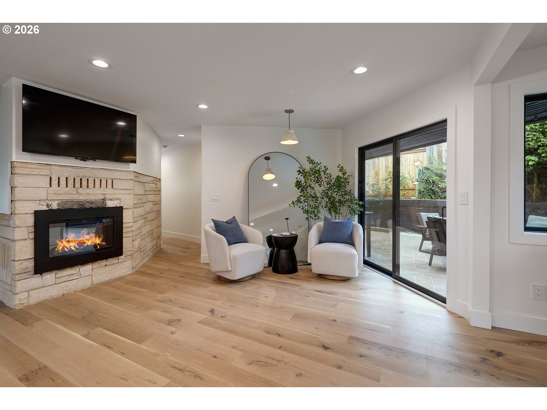 8115 SW ERNST RD, Portland, OR, 97225