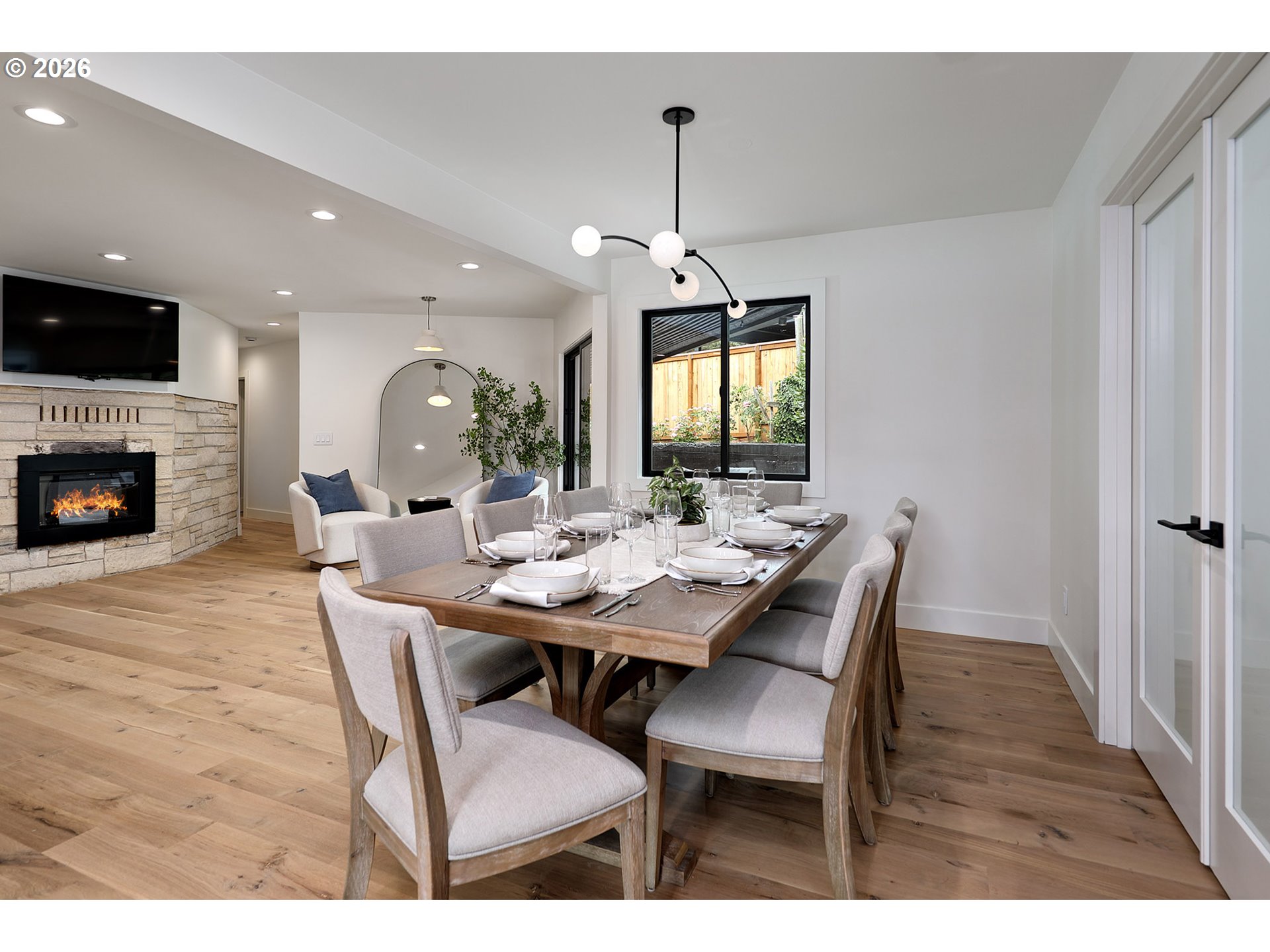 8115 SW ERNST RD, Portland, OR, 97225