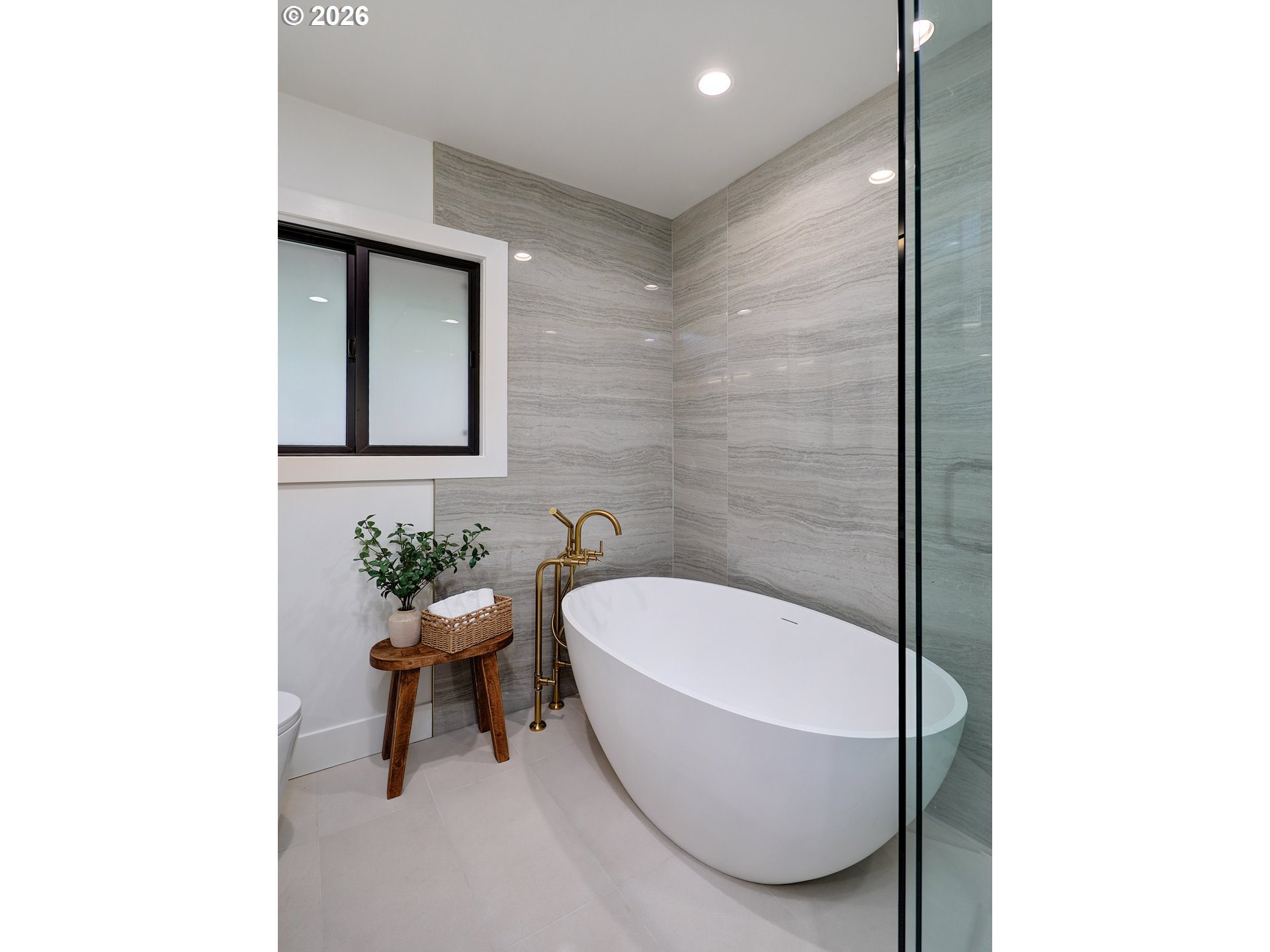 8115 SW ERNST RD, Portland, OR, 97225