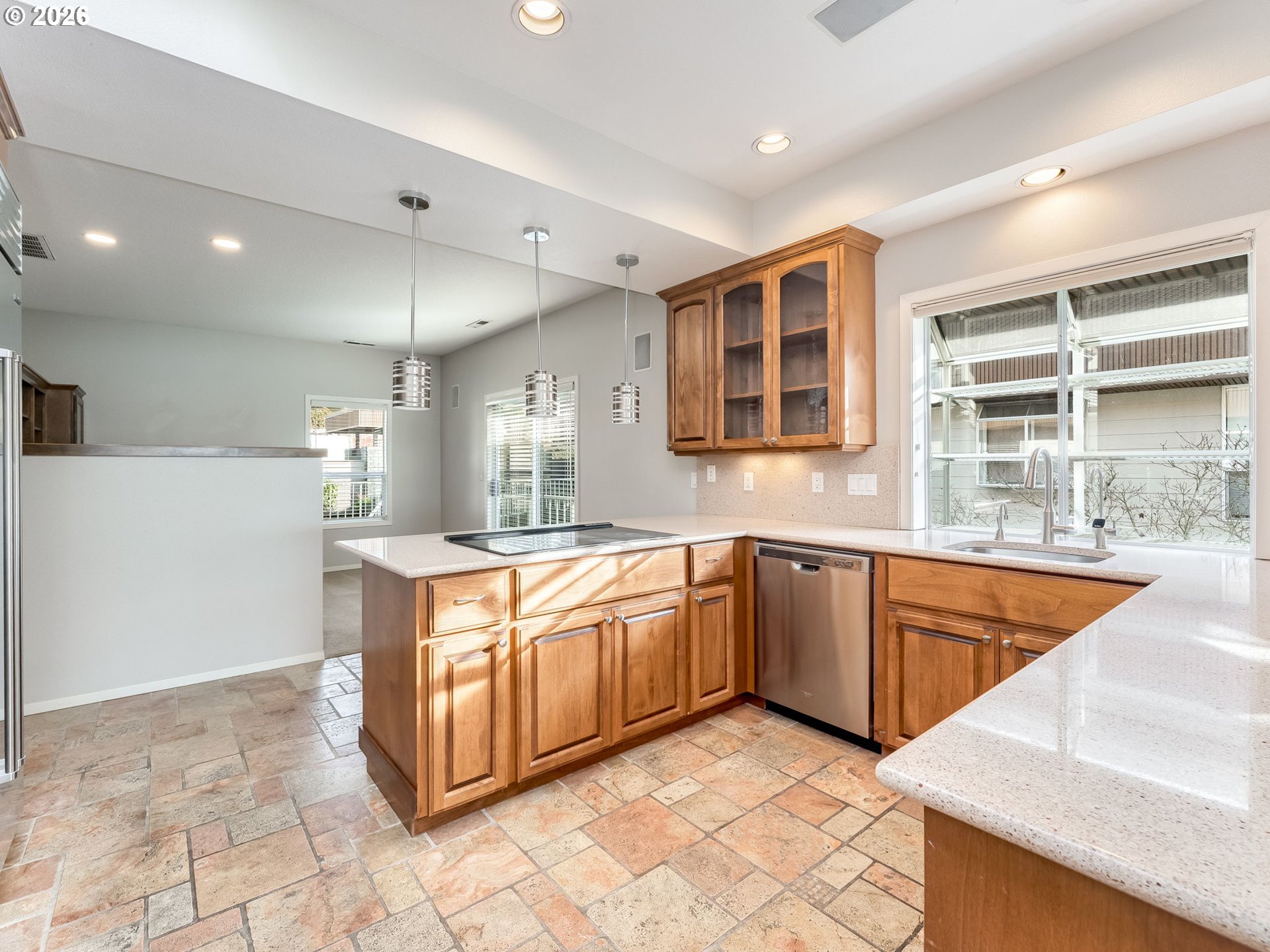 Photo #10: 631789529 Listing: Photo #10