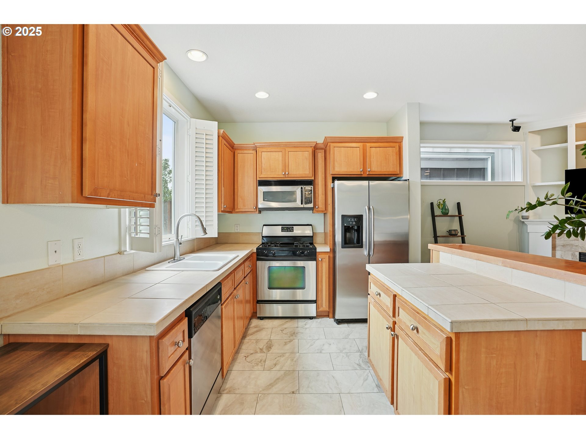 Photo #5: 631835468 Listing: Photo #5