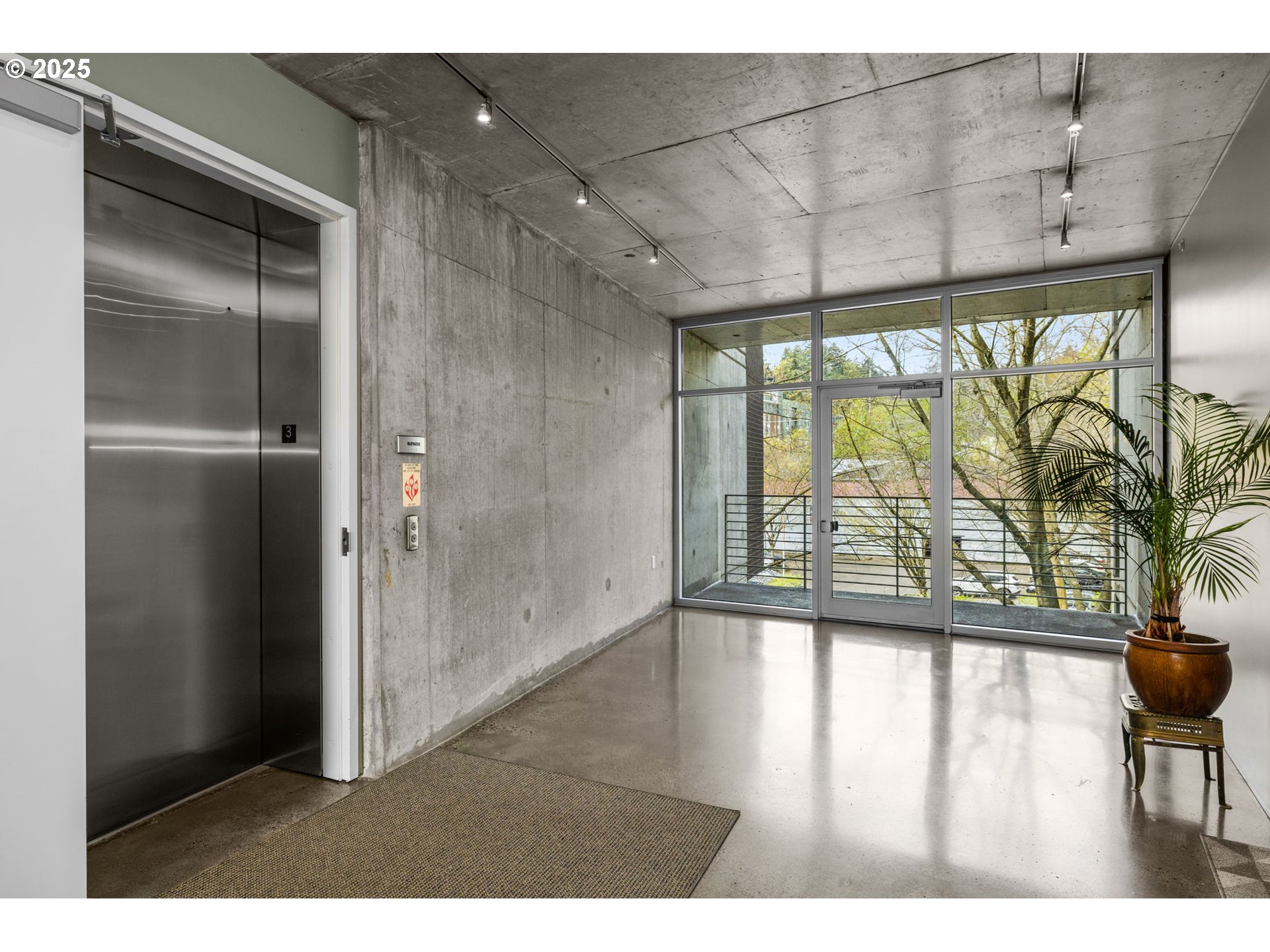 Photo #19: 631981835 Listing: Photo #19