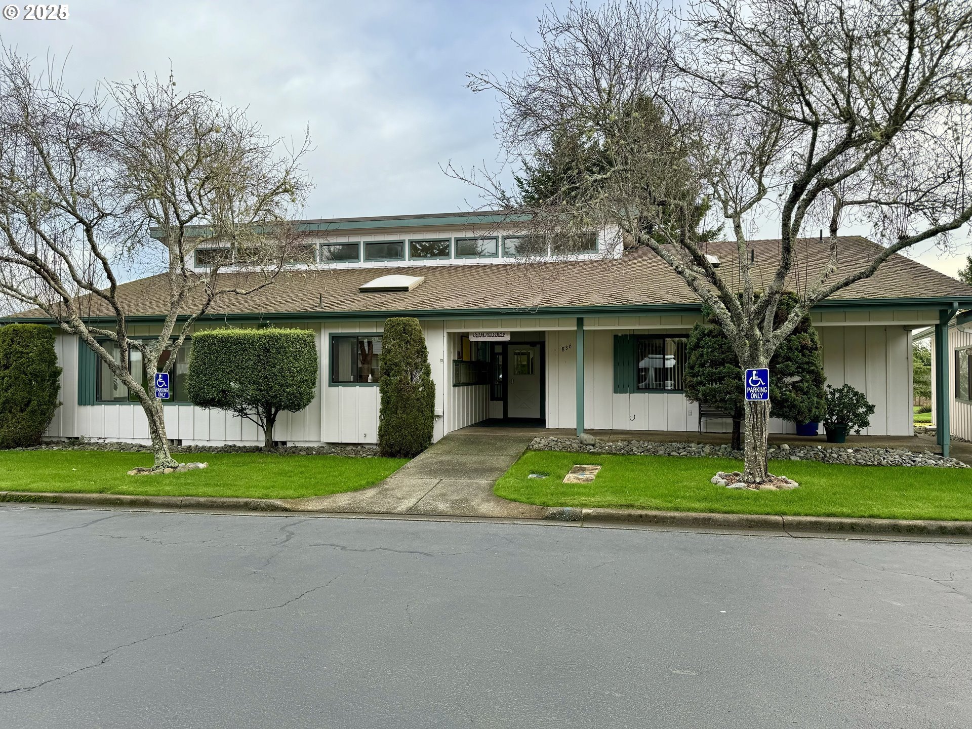 801 BROOKHAVEN DR, Brookings, OR, 97415