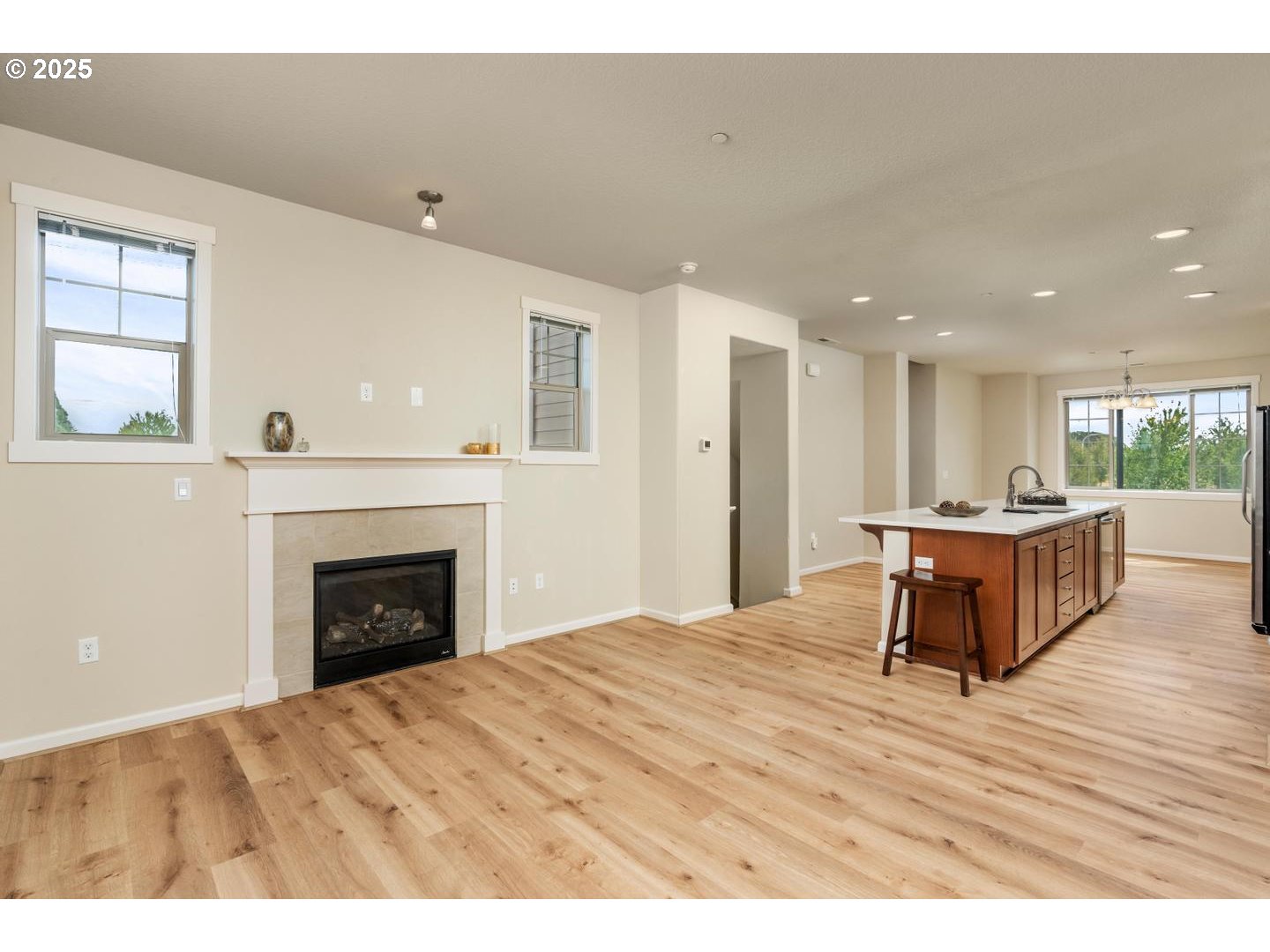 Photo #26: 633250943 Listing: Photo #26