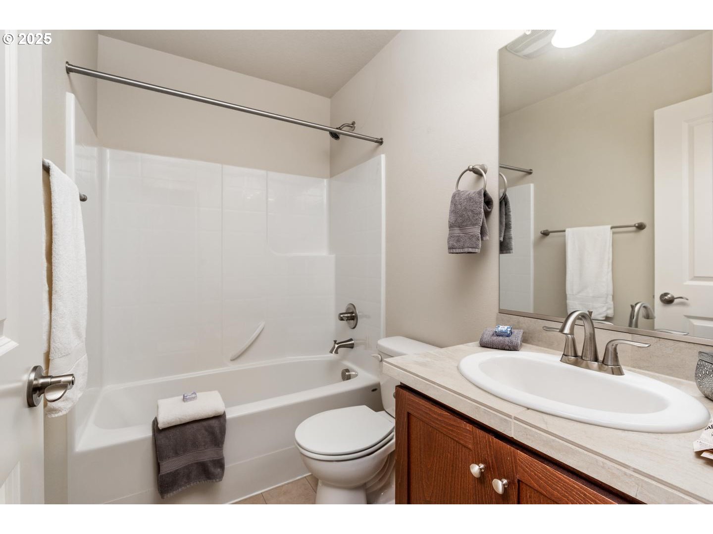 Photo #17: 633250943 Listing: Photo #17