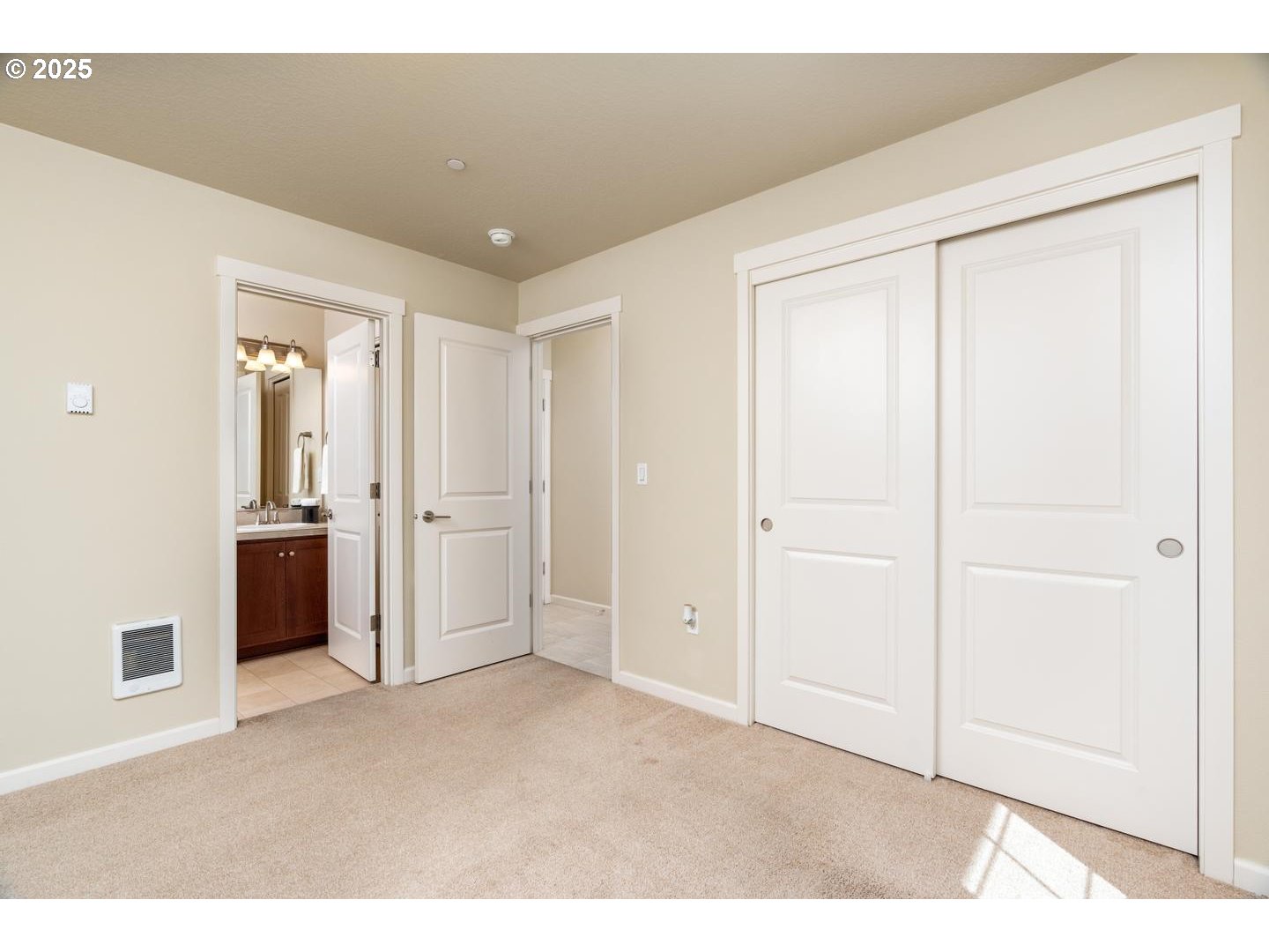 Photo #21: 633250943 Listing: Photo #21
