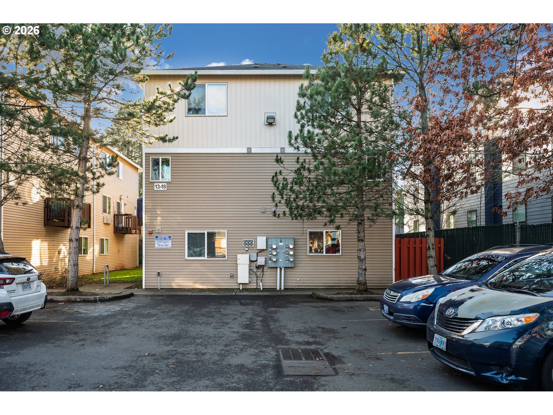 Photo #2: 633399915 Listing: Photo #2