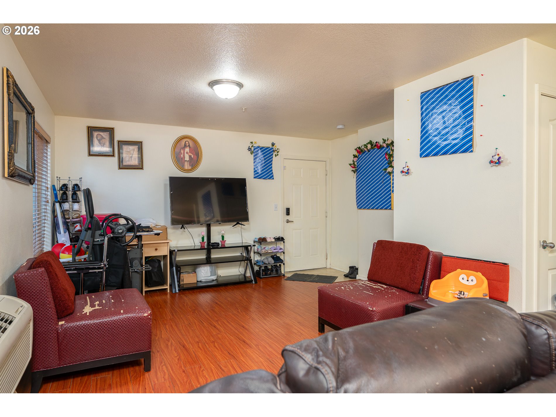 Photo #9: 633399915 Listing: Photo #9