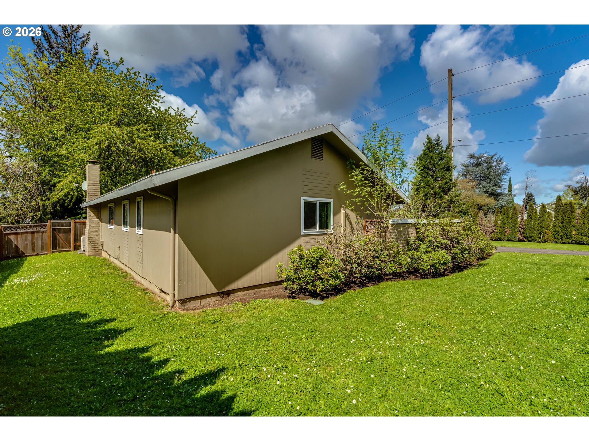1812 BRITTANY ST, Eugene, OR, 97405