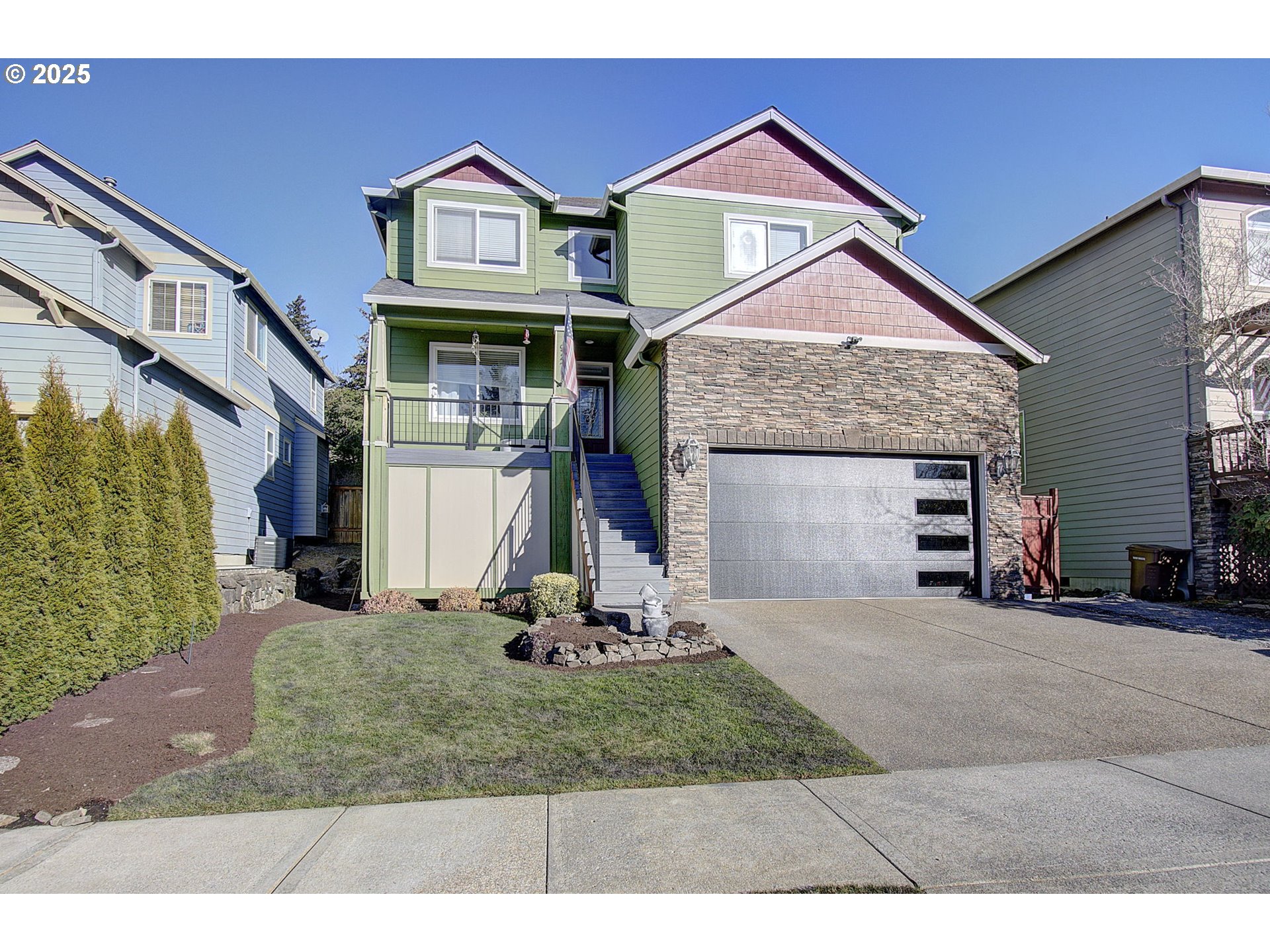 Photo of 927 LOOKOUT RIDGE DR Washougal WA 98671