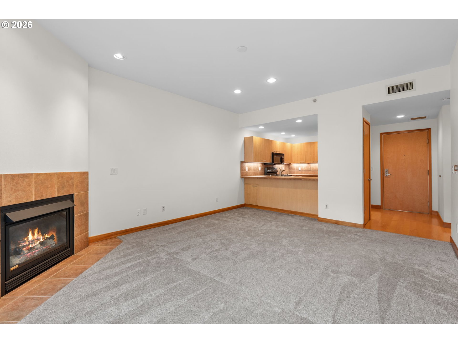 Photo #13: 633668476 Listing: Photo #13