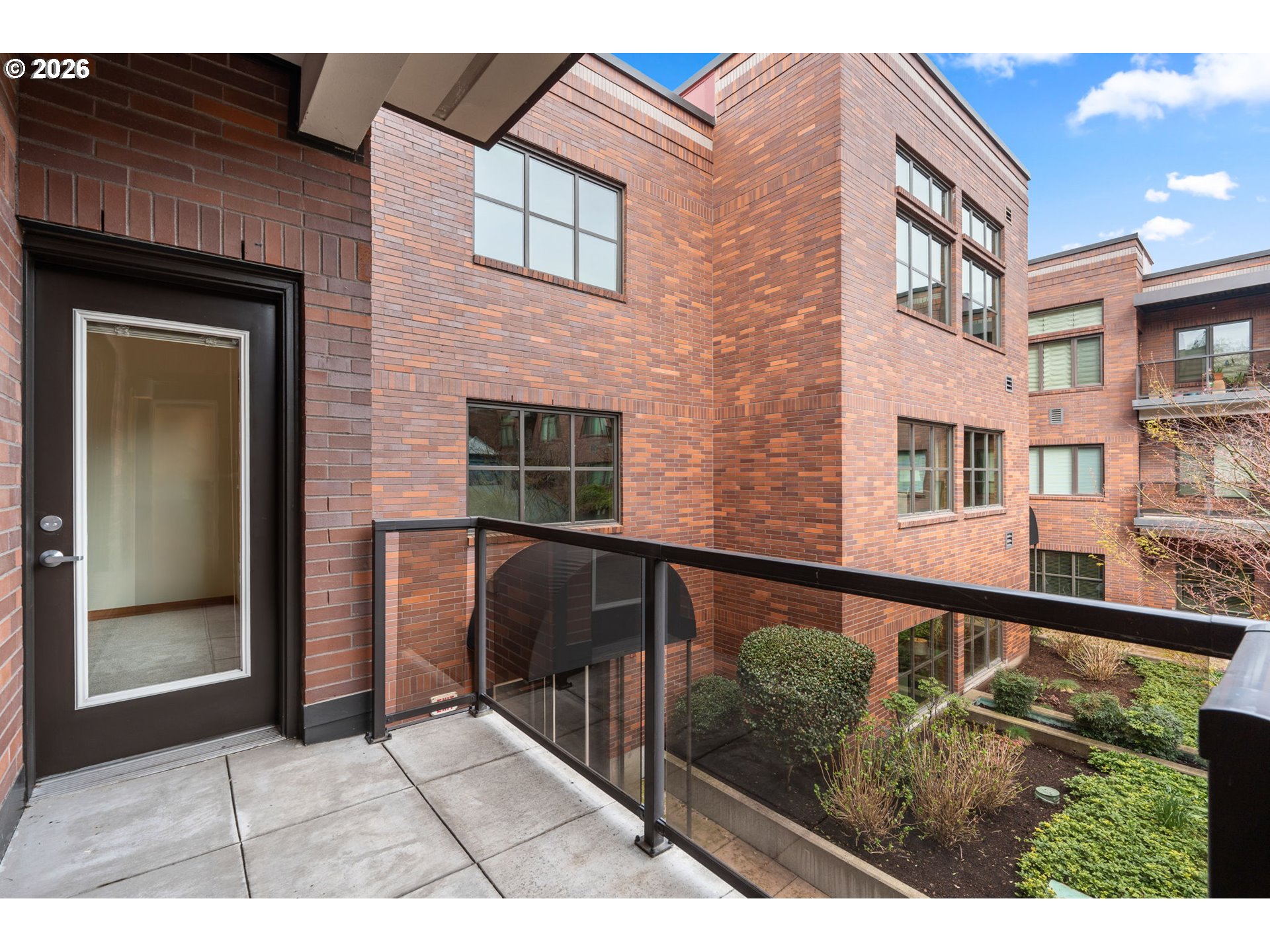 Photo #16: 633668476 Listing: Photo #16