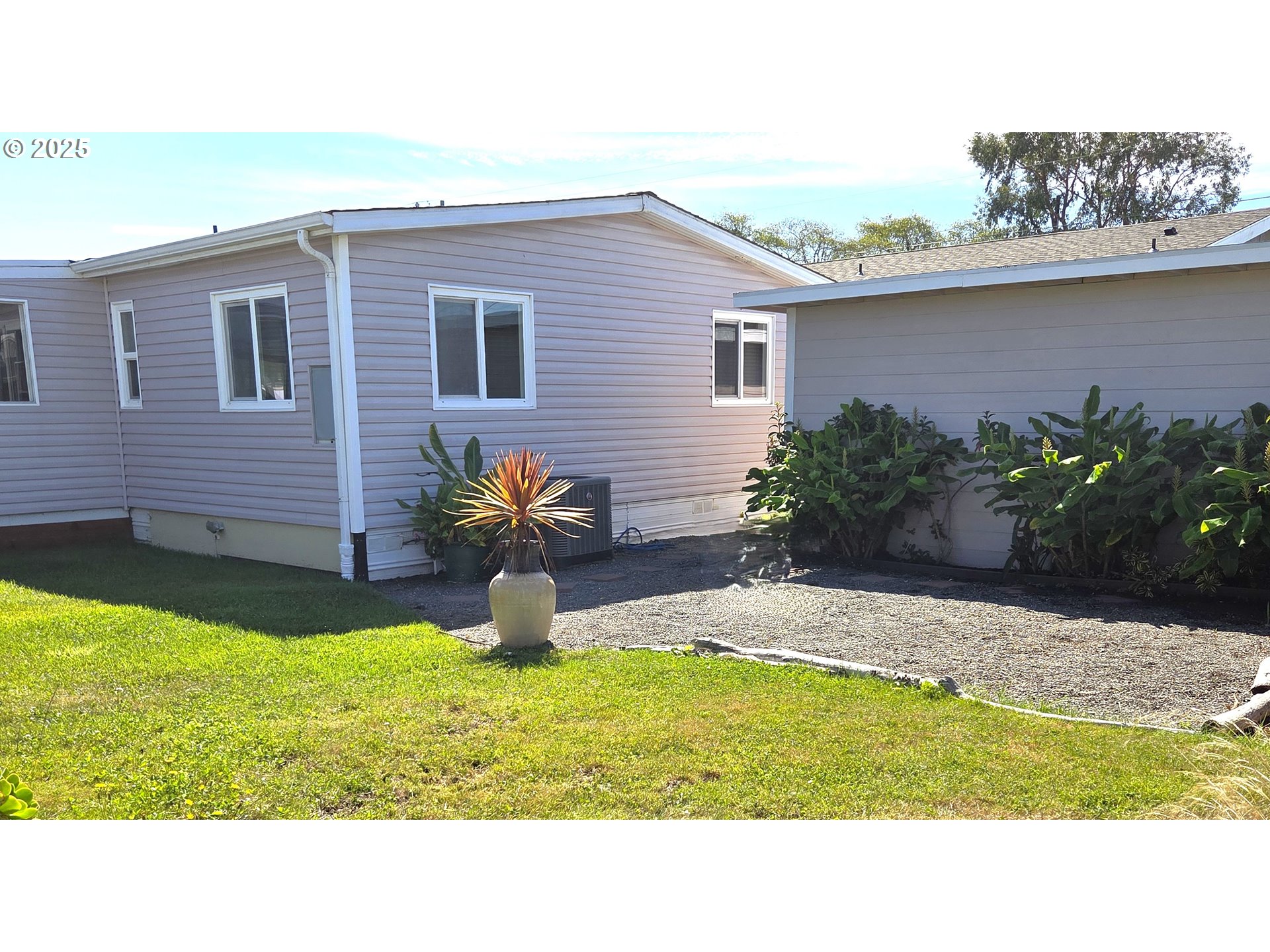 15889 SUNSET STRIP UNIT 102, Brookings, OR, 97415