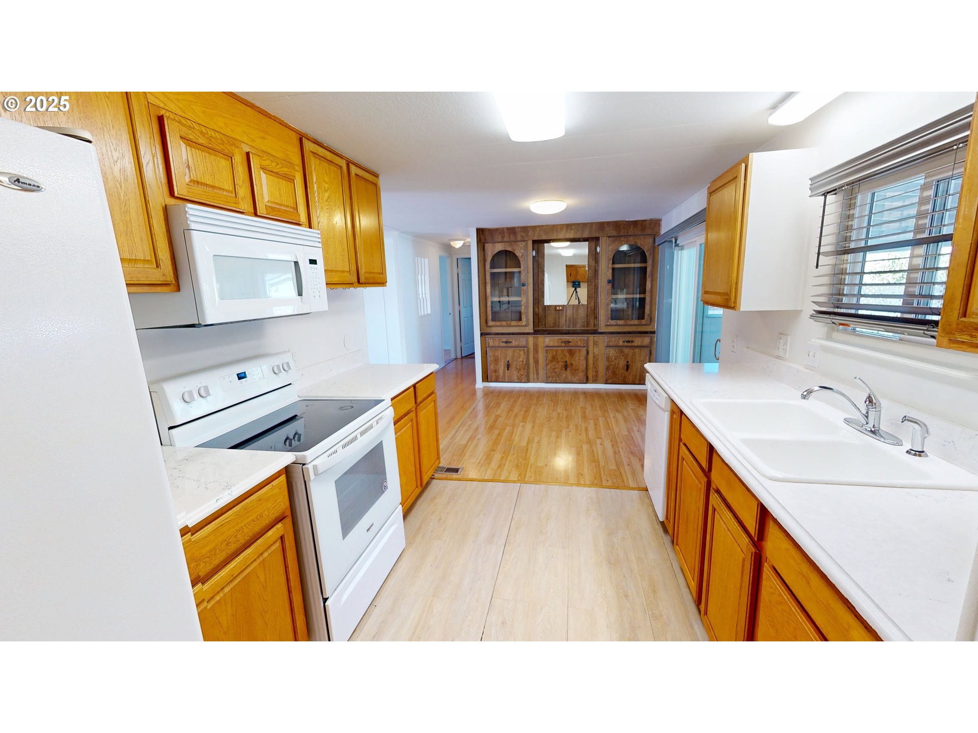 15889 SUNSET STRIP UNIT 102, Brookings, OR, 97415