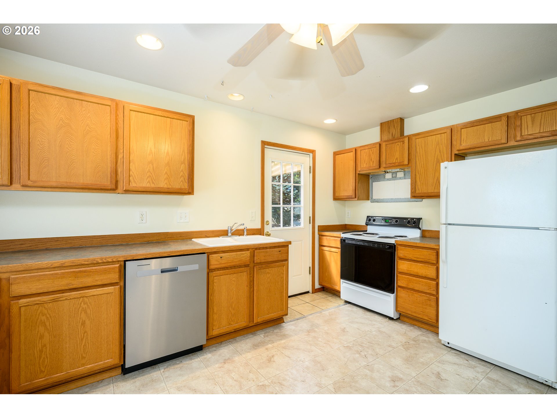 1411 NE LOGAN ST, Mc Minnville, OR, 97128