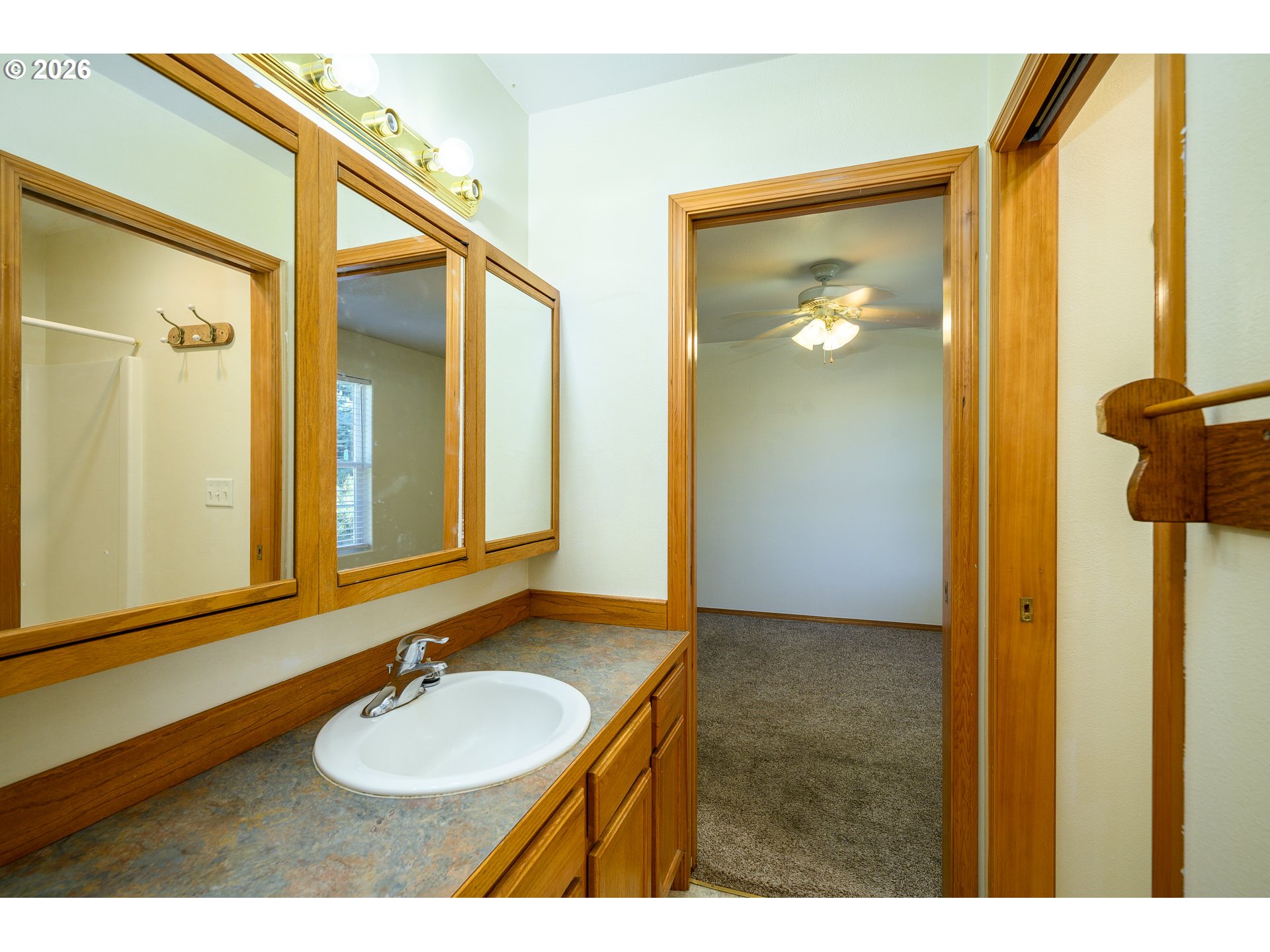 1411 NE LOGAN ST, Mc Minnville, OR, 97128