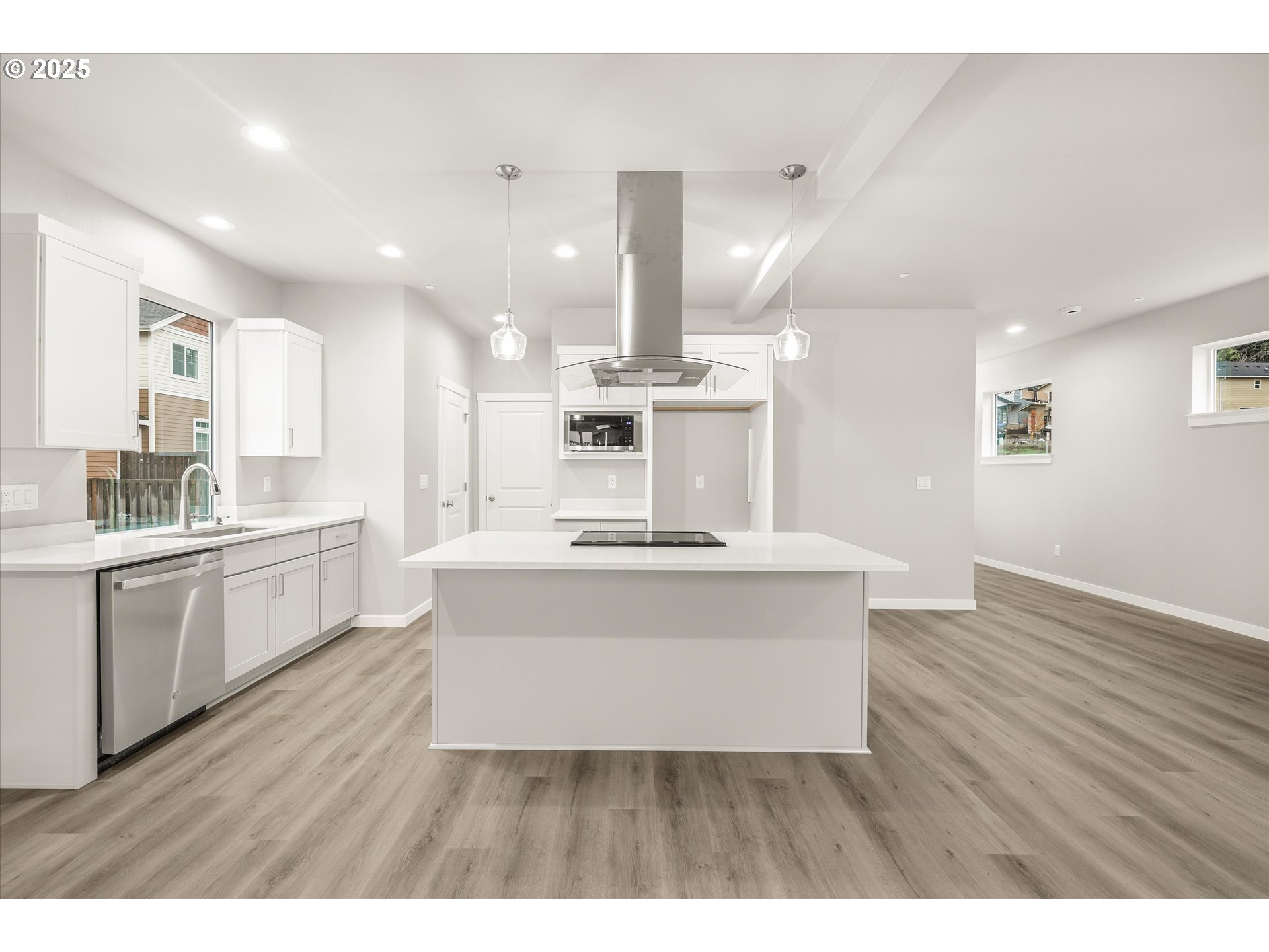 181 NW Mawrcrest AVE, Gresham, OR, 97030