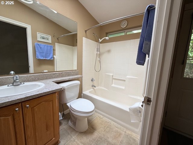 212 MUNSEL CREEK LOOP, Florence, OR, 97439