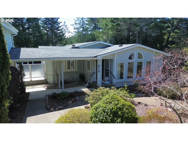 212 MUNSEL CREEK LOOP, Florence, OR, 97439