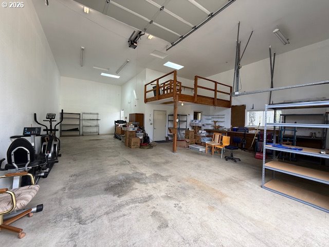 212 MUNSEL CREEK LOOP, Florence, OR, 97439