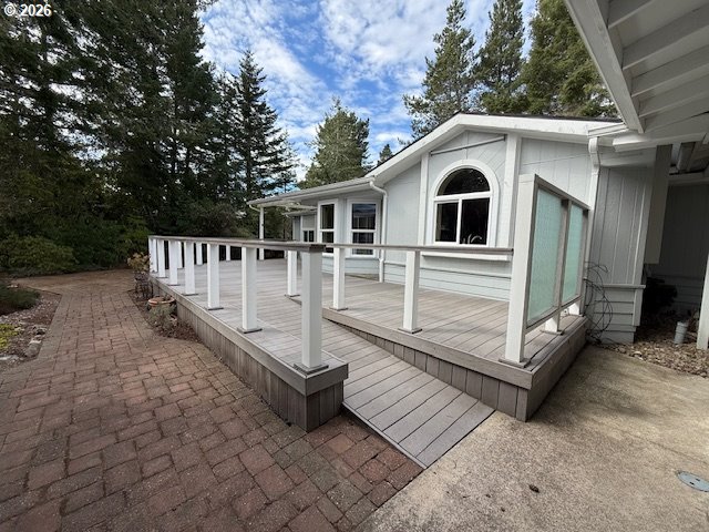 212 MUNSEL CREEK LOOP, Florence, OR, 97439