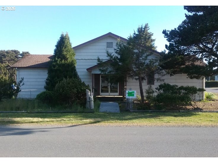 595 SW 11TH ST