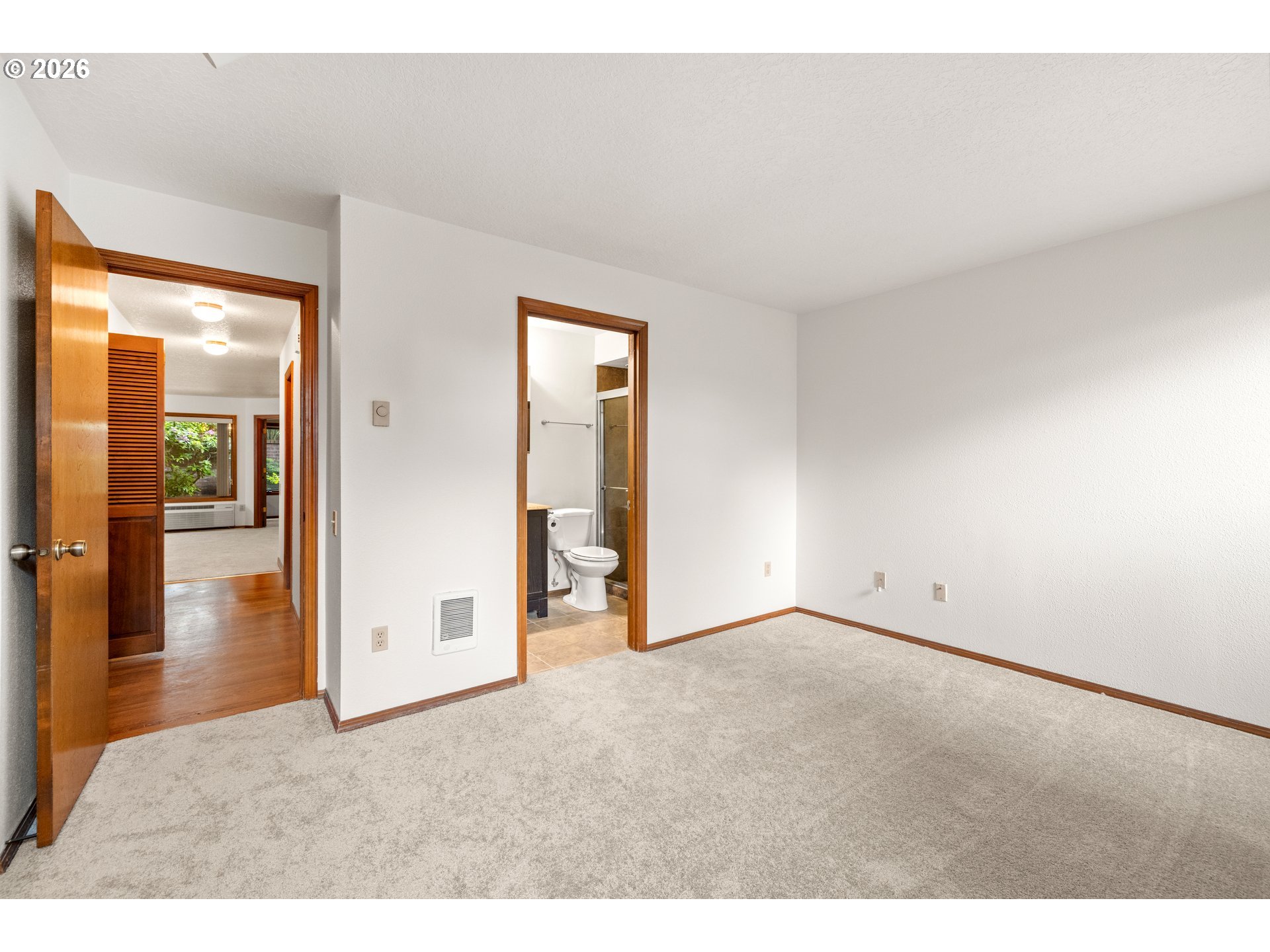Photo #18: 635086198 Listing: Photo #18