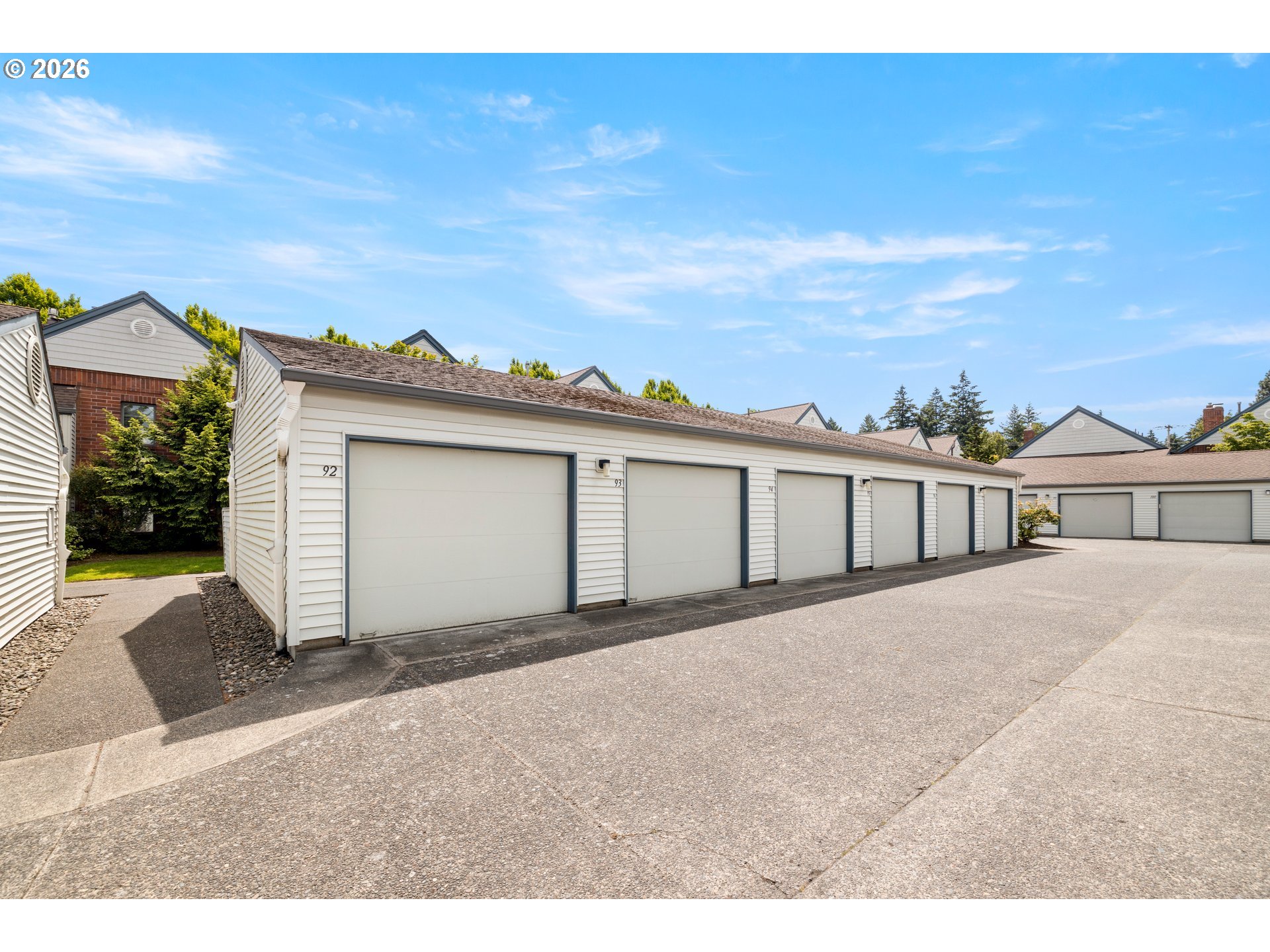 Photo #2: 635086198 Listing: Photo #2
