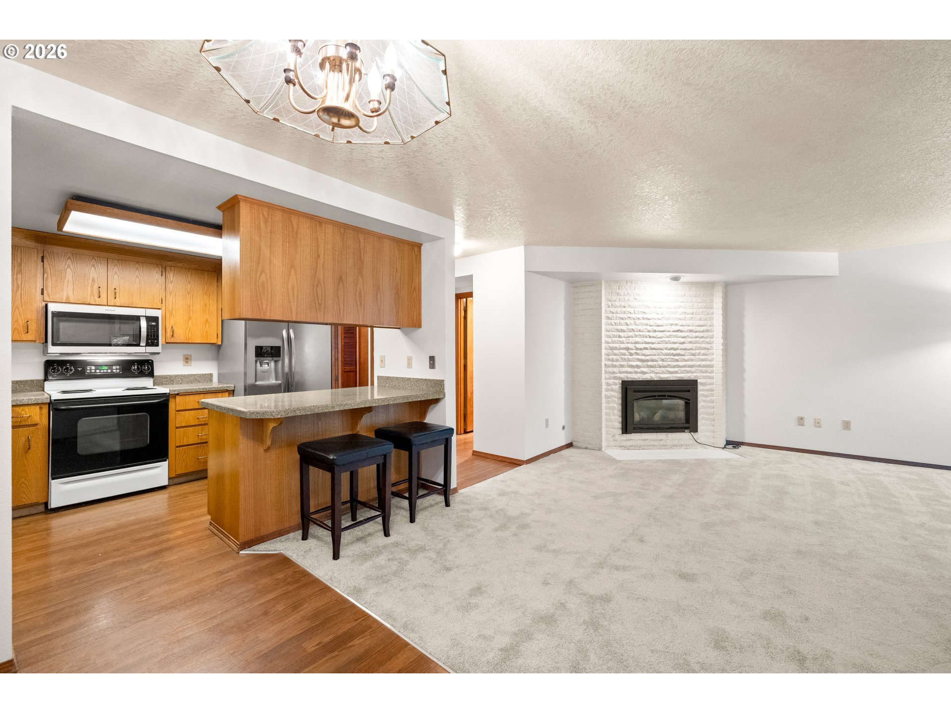 Photo #10: 635086198 Listing: Photo #10