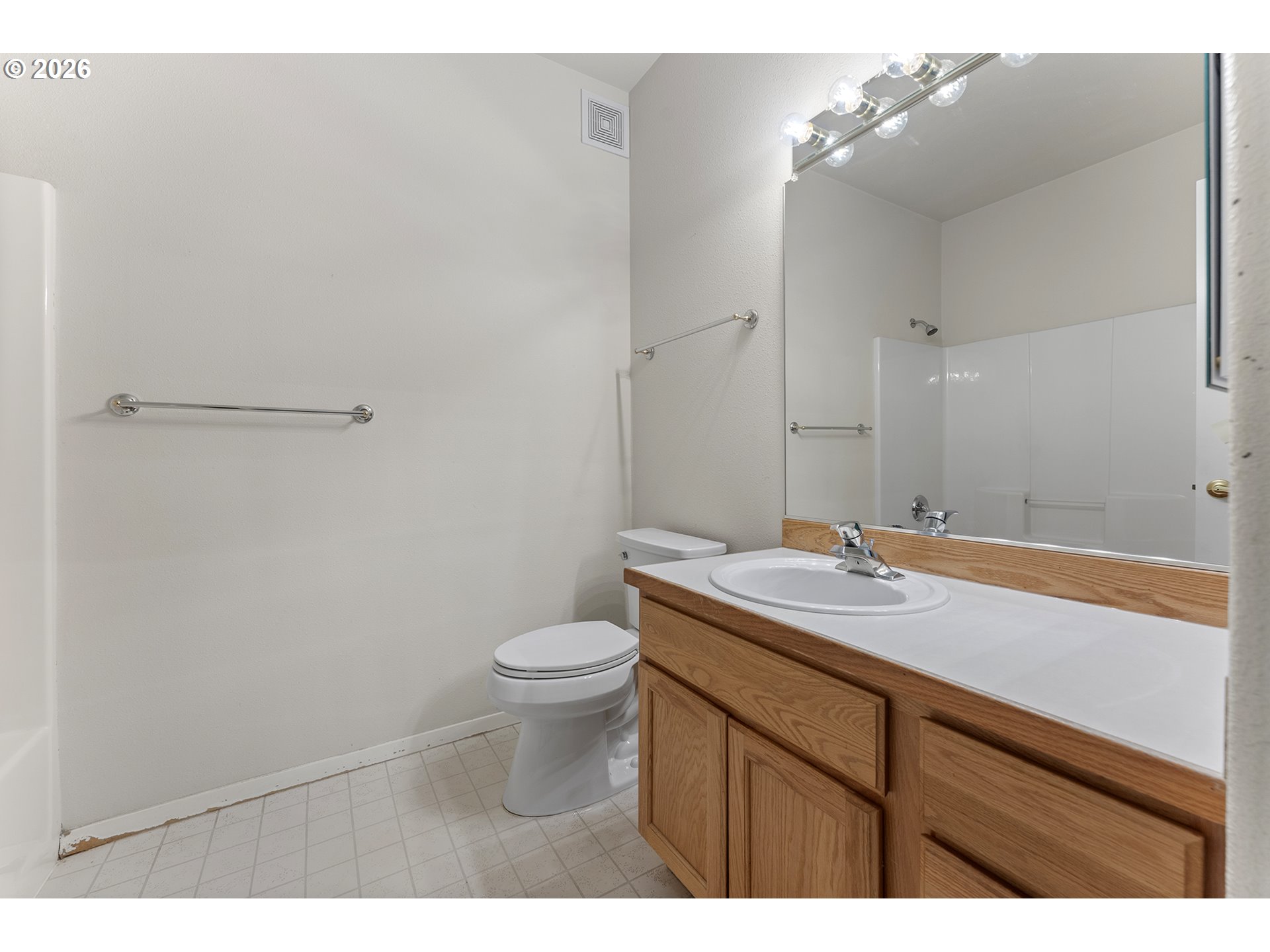Photo #16: 635327769 Listing: Photo #16