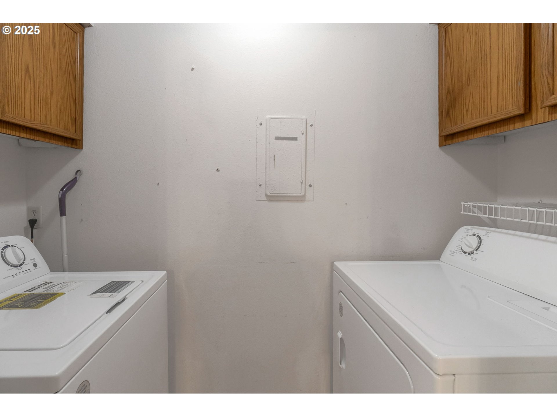 Photo #3: 636048233 Listing 