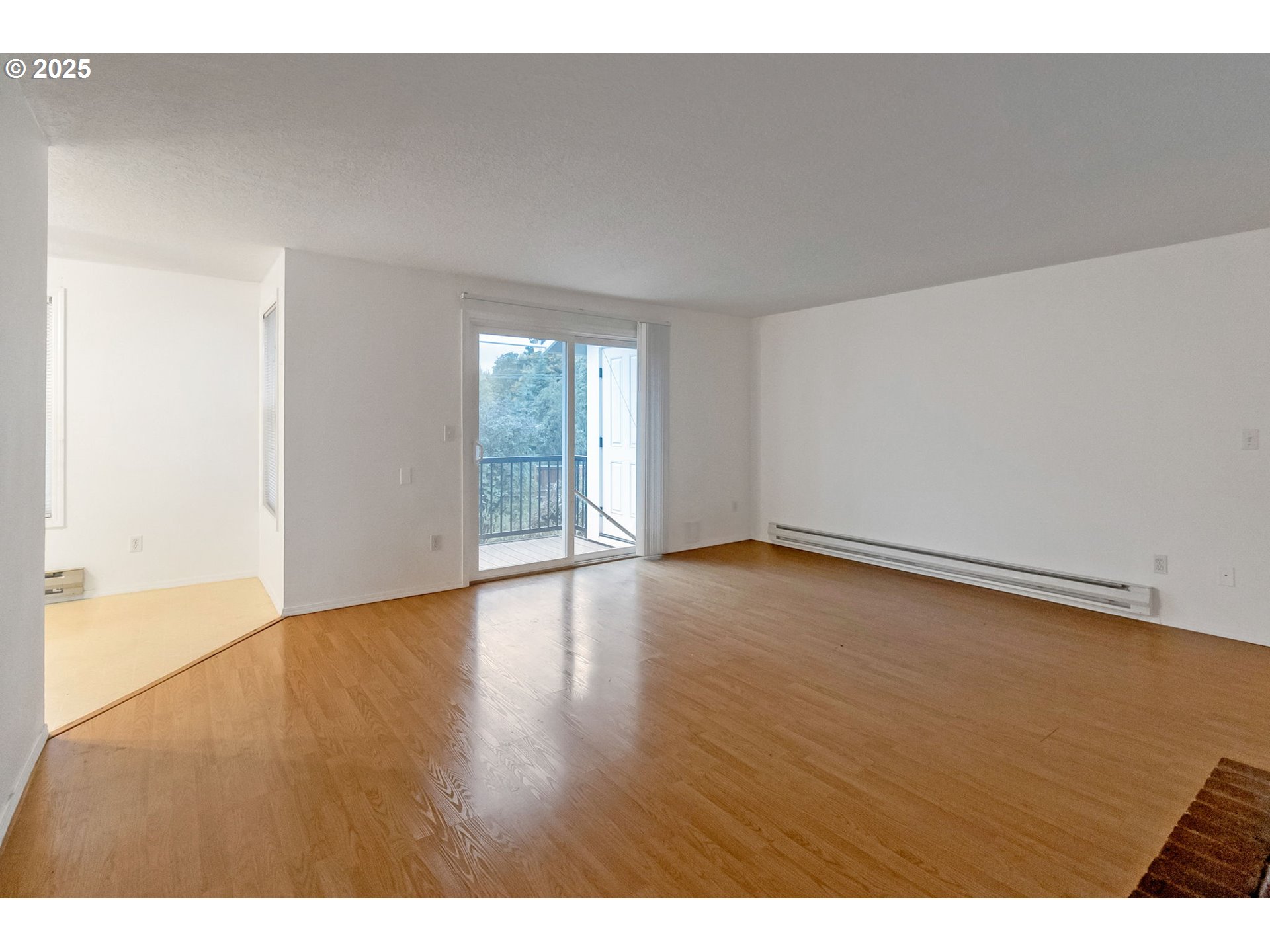 Photo #9: 636048233 Listing: Photo #9