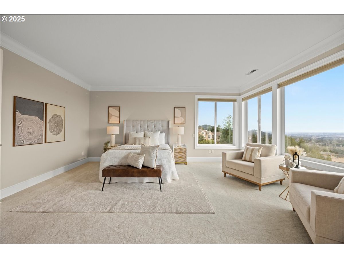 9228 NW MCKENNA DR, Portland, OR, 97229