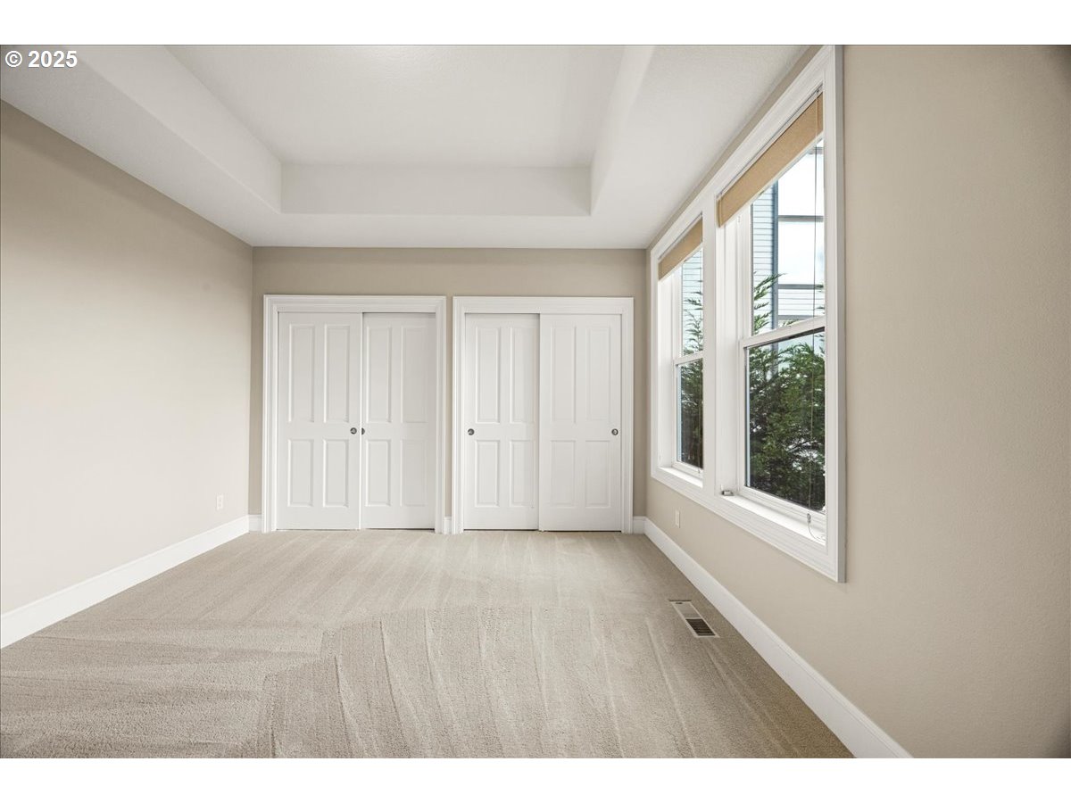 9228 NW MCKENNA DR, Portland, OR, 97229