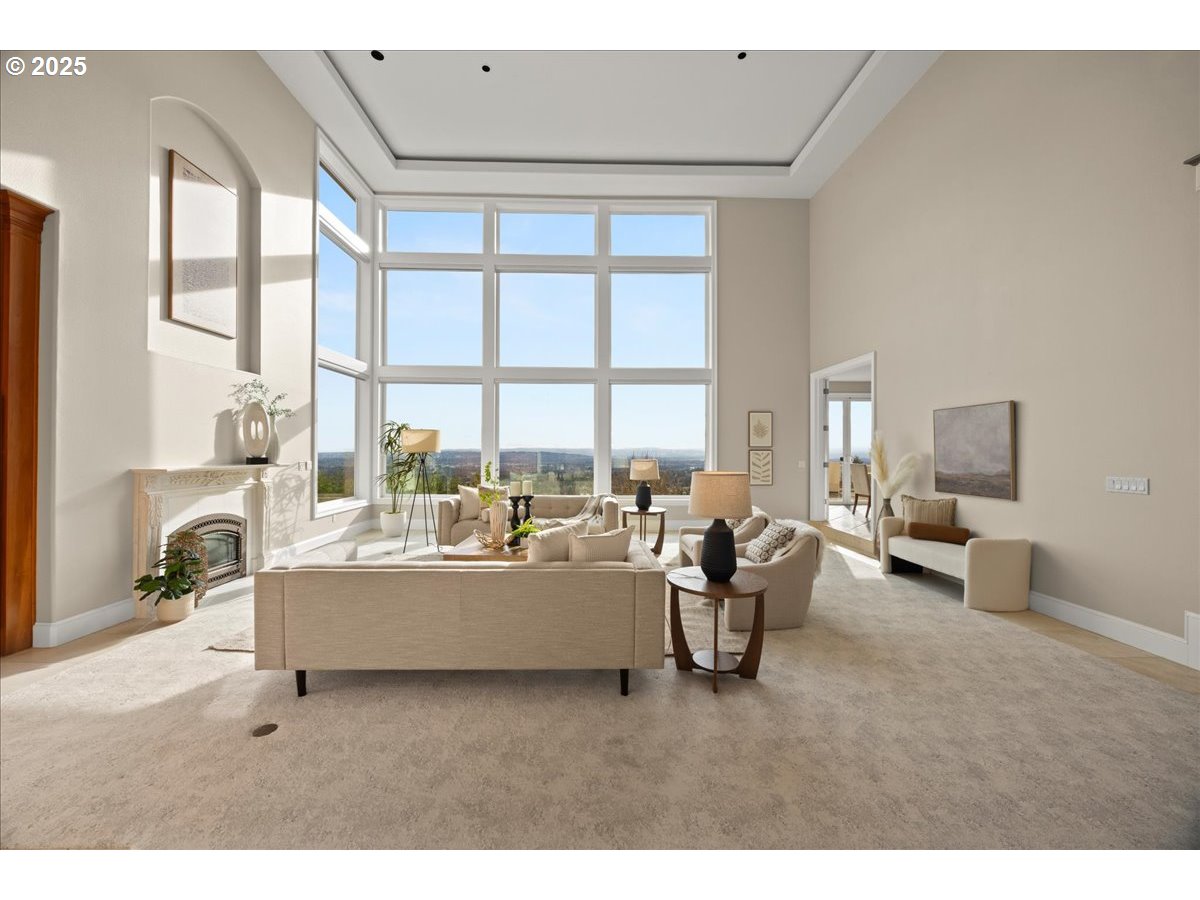 9228 NW MCKENNA DR, Portland, OR, 97229