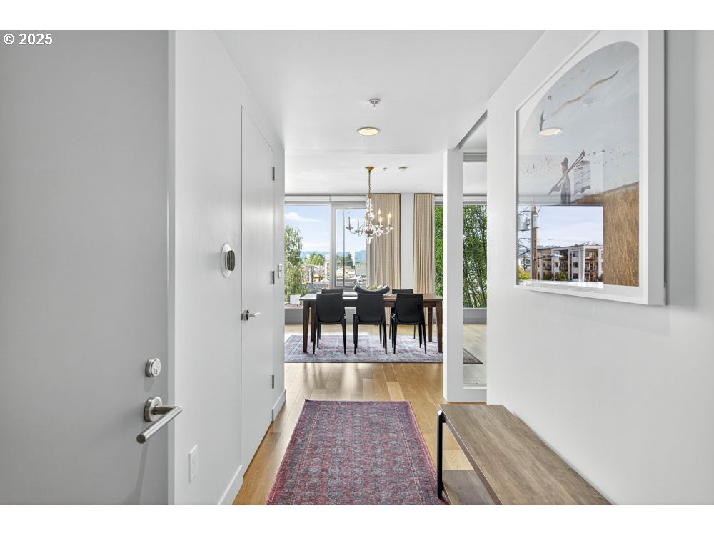 Photo #5: 636418953 Listing 