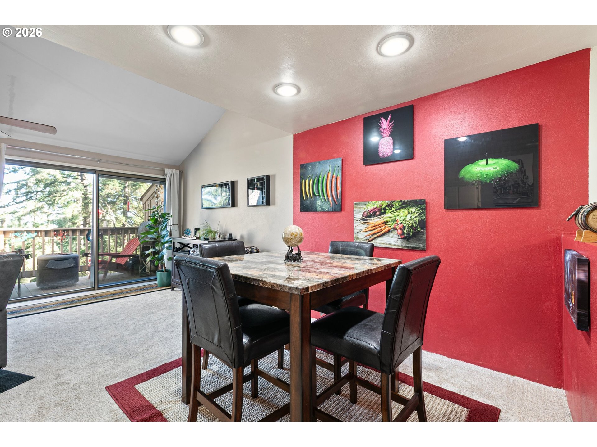 151 TREEHILL LOOP, Eugene, OR, 97405