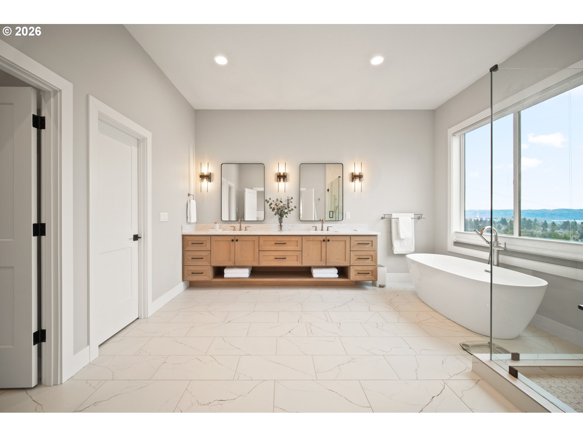 410 W U ST, Washougal, 5 Bedrooms Bedrooms, ,4.1 BathroomsBathrooms,Residential,For Sale,U,0,637244667