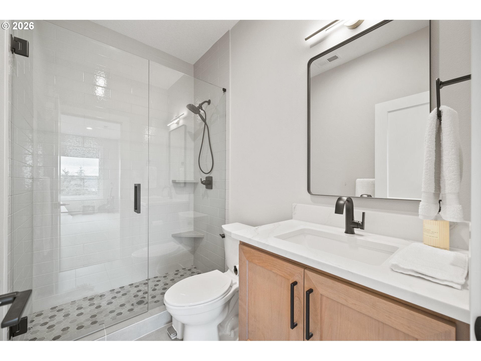 410 W U ST, Washougal, 5 Bedrooms Bedrooms, ,4.1 BathroomsBathrooms,Residential,For Sale,U,0,637244667