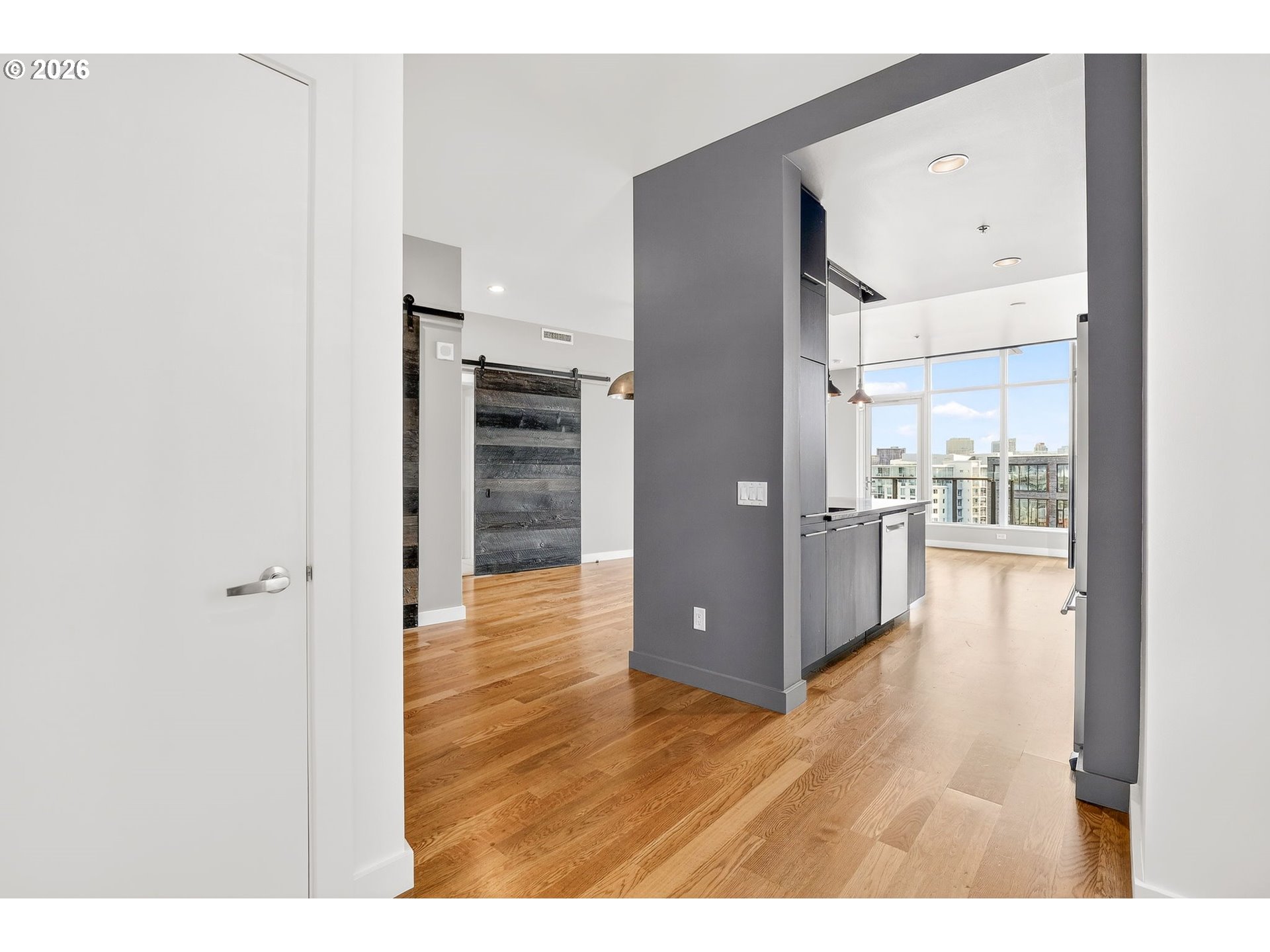 Photo #8: 637328329 Listing: Photo #8