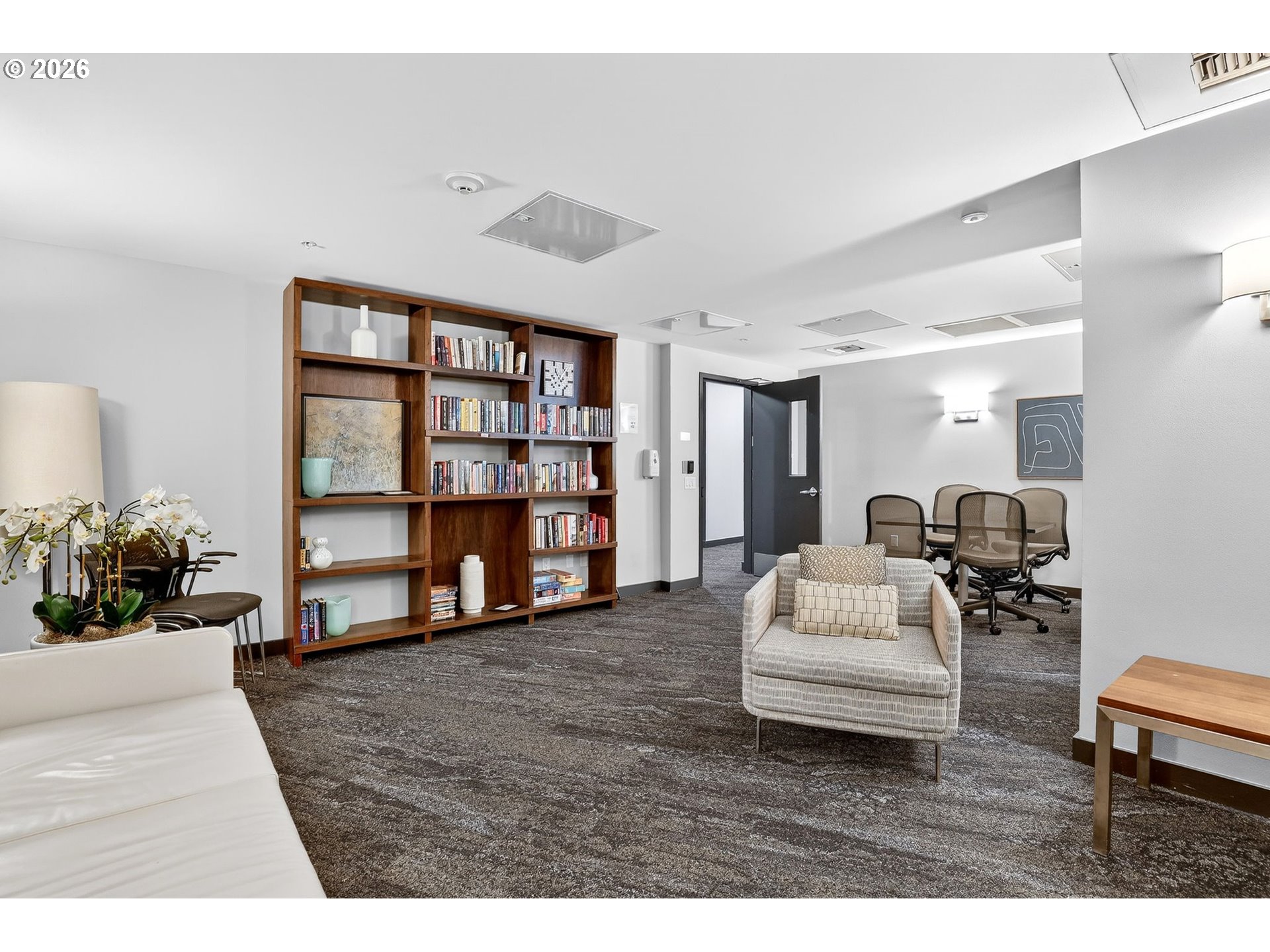 Photo #22: 637328329 Listing: Photo #22