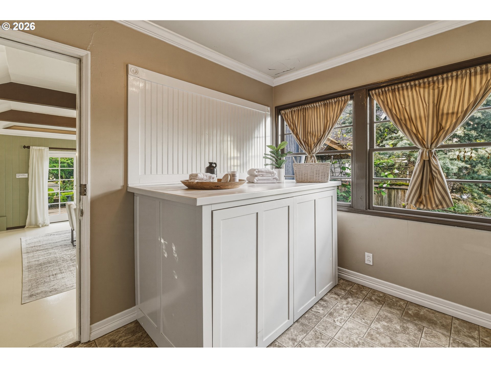 17332 LAKE HAVEN DR, Lake Oswego, OR, 97035