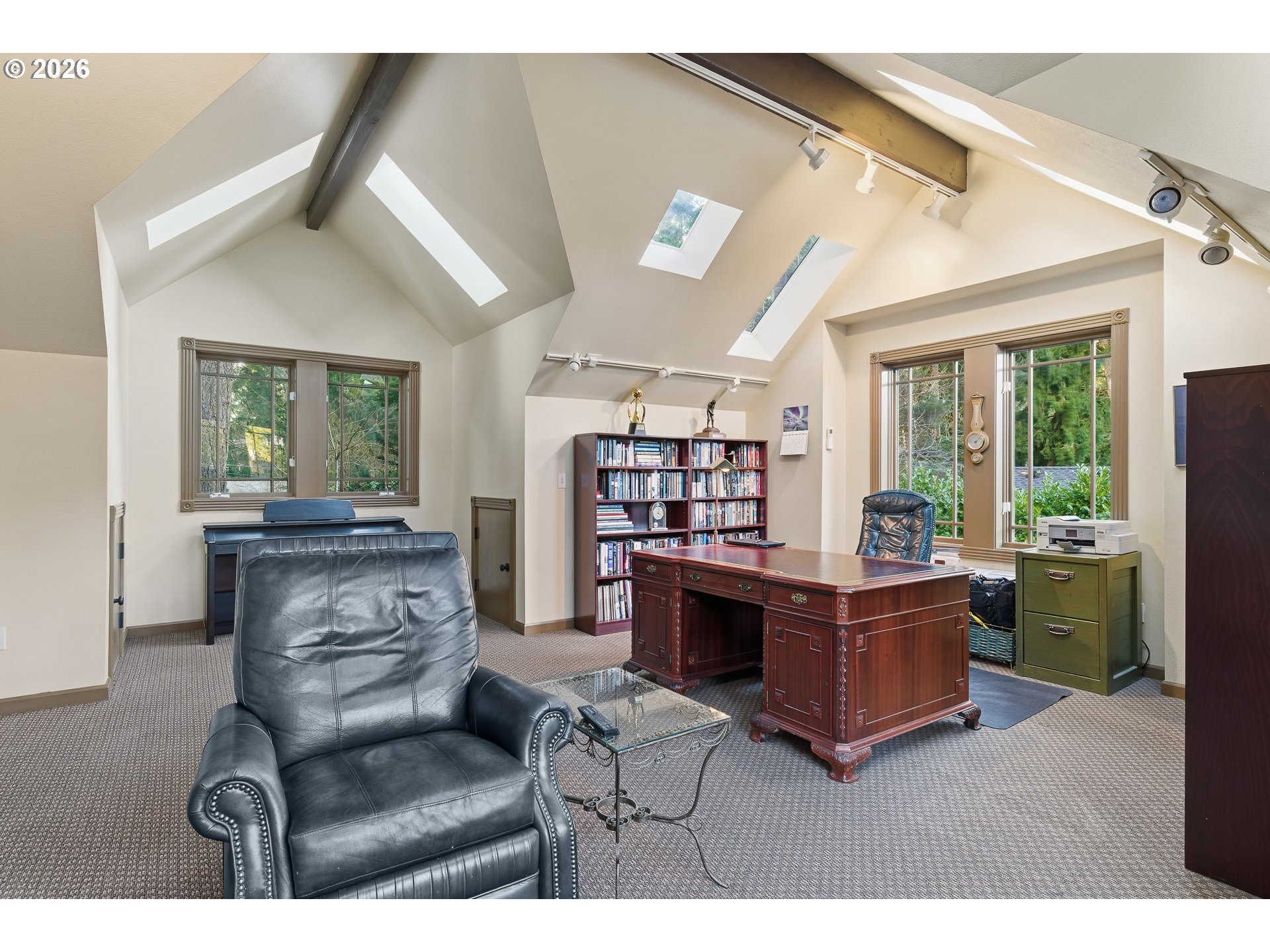17332 LAKE HAVEN DR, Lake Oswego, OR, 97035