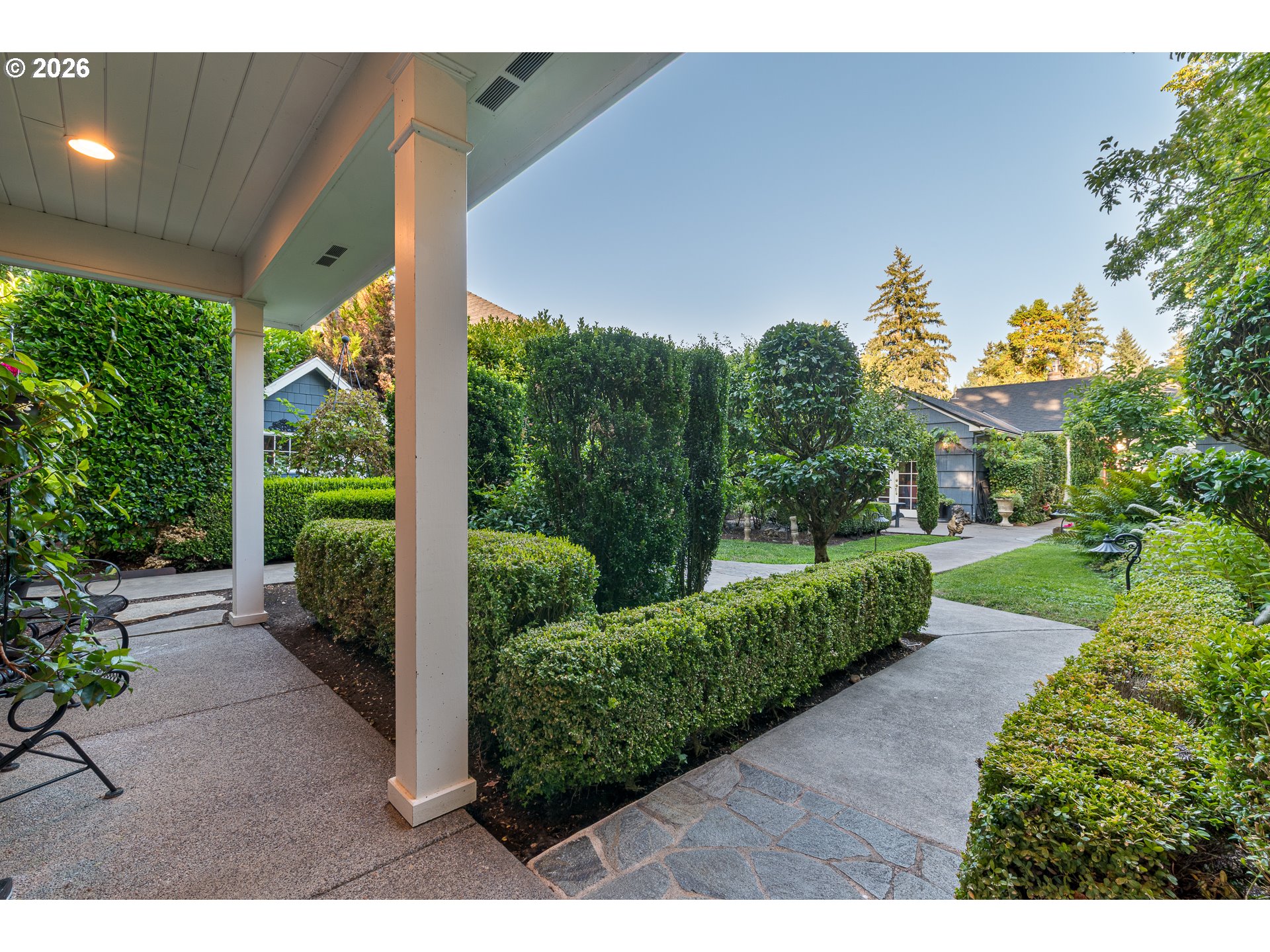 17332 LAKE HAVEN DR, Lake Oswego, OR, 97035