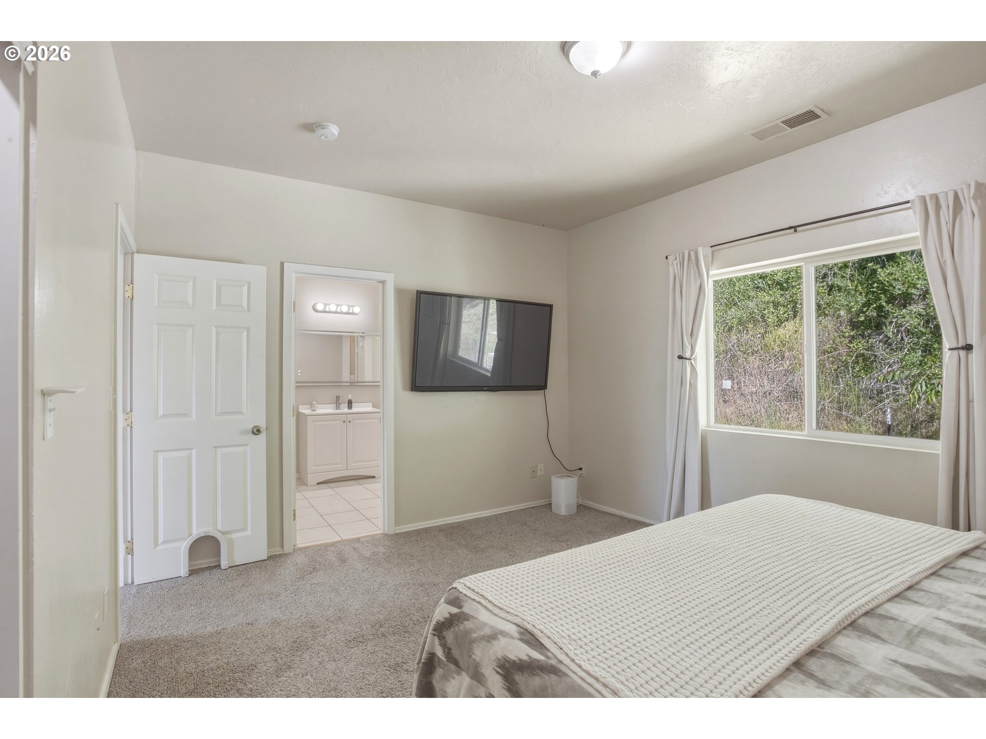 Property photo 20 of 38