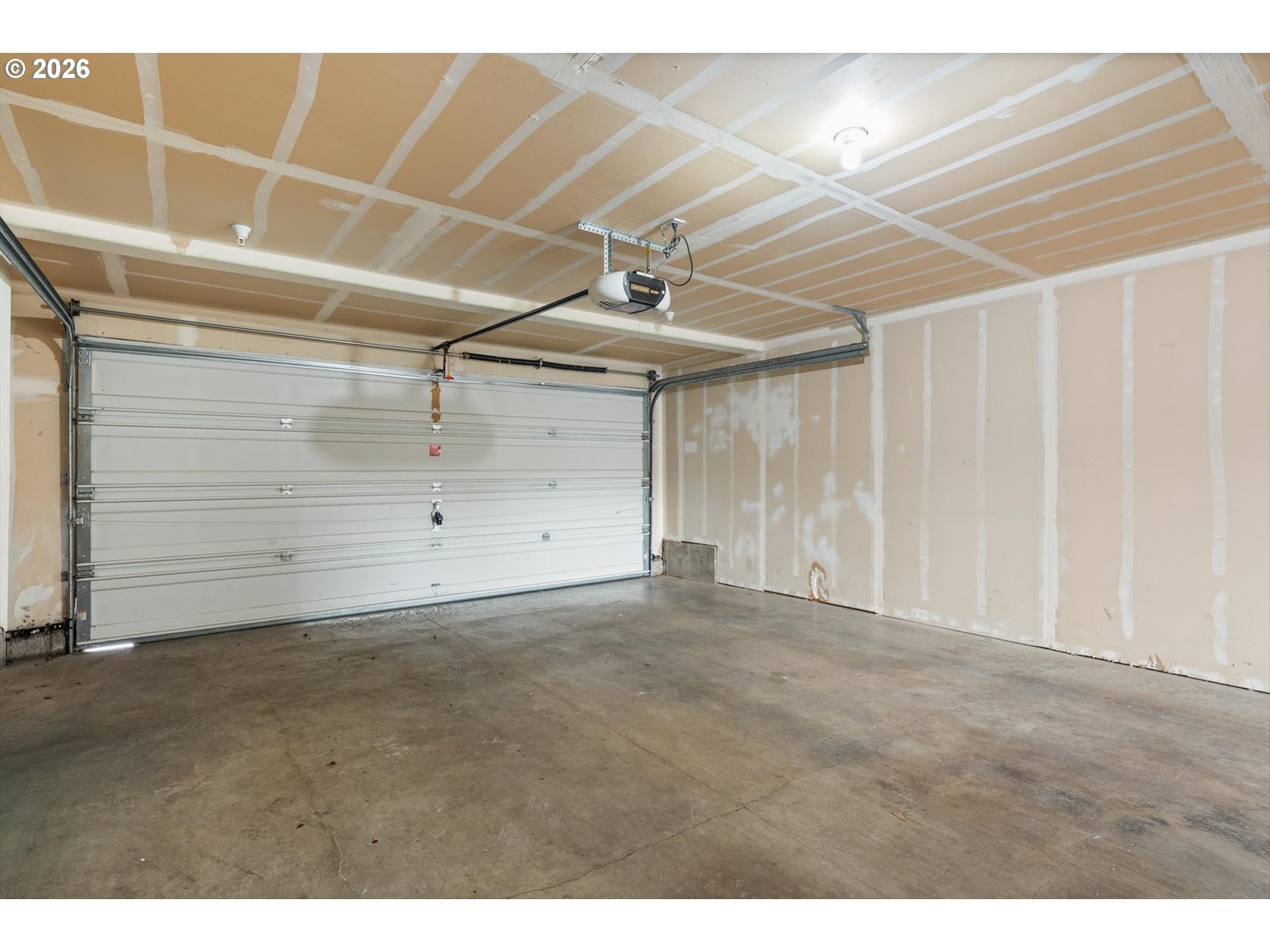 Photo #35: 639581000 Listing: Photo #35