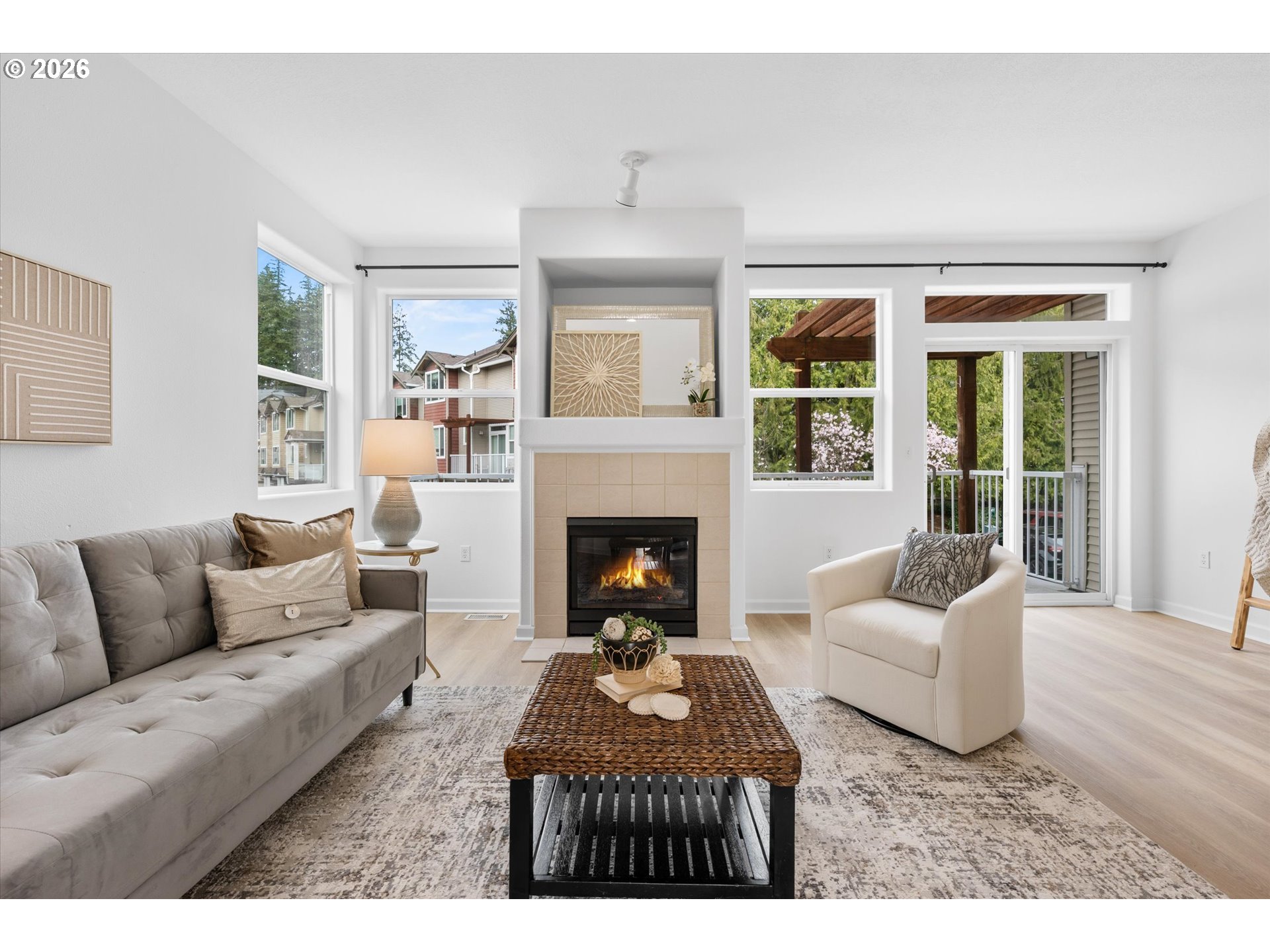 Photo #5: 639581000 Listing: Photo #5