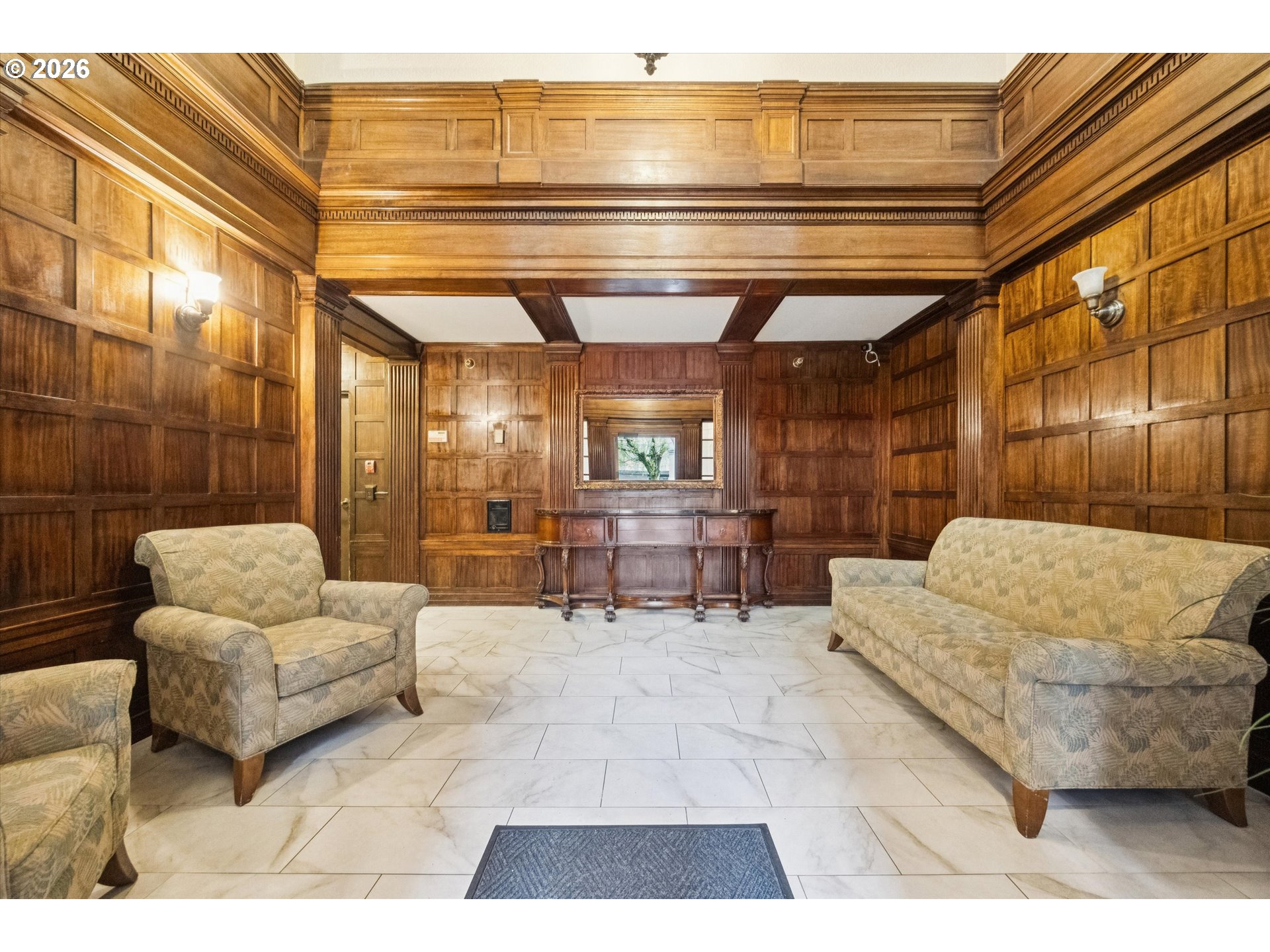 1811 NW COUCH ST UNIT 202, Portland, OR, 97209